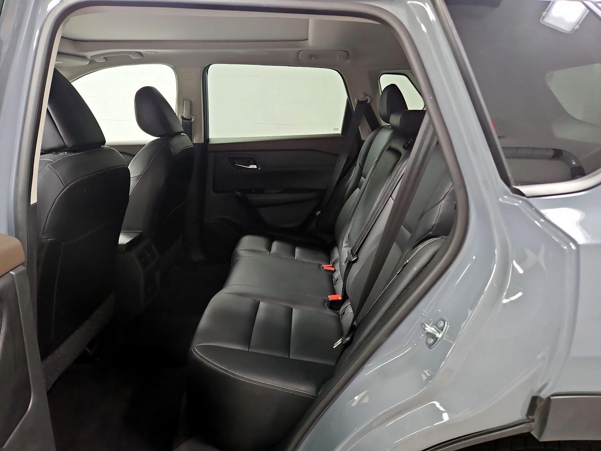 Thumbnail: 2023 Nissan Rogue - 19