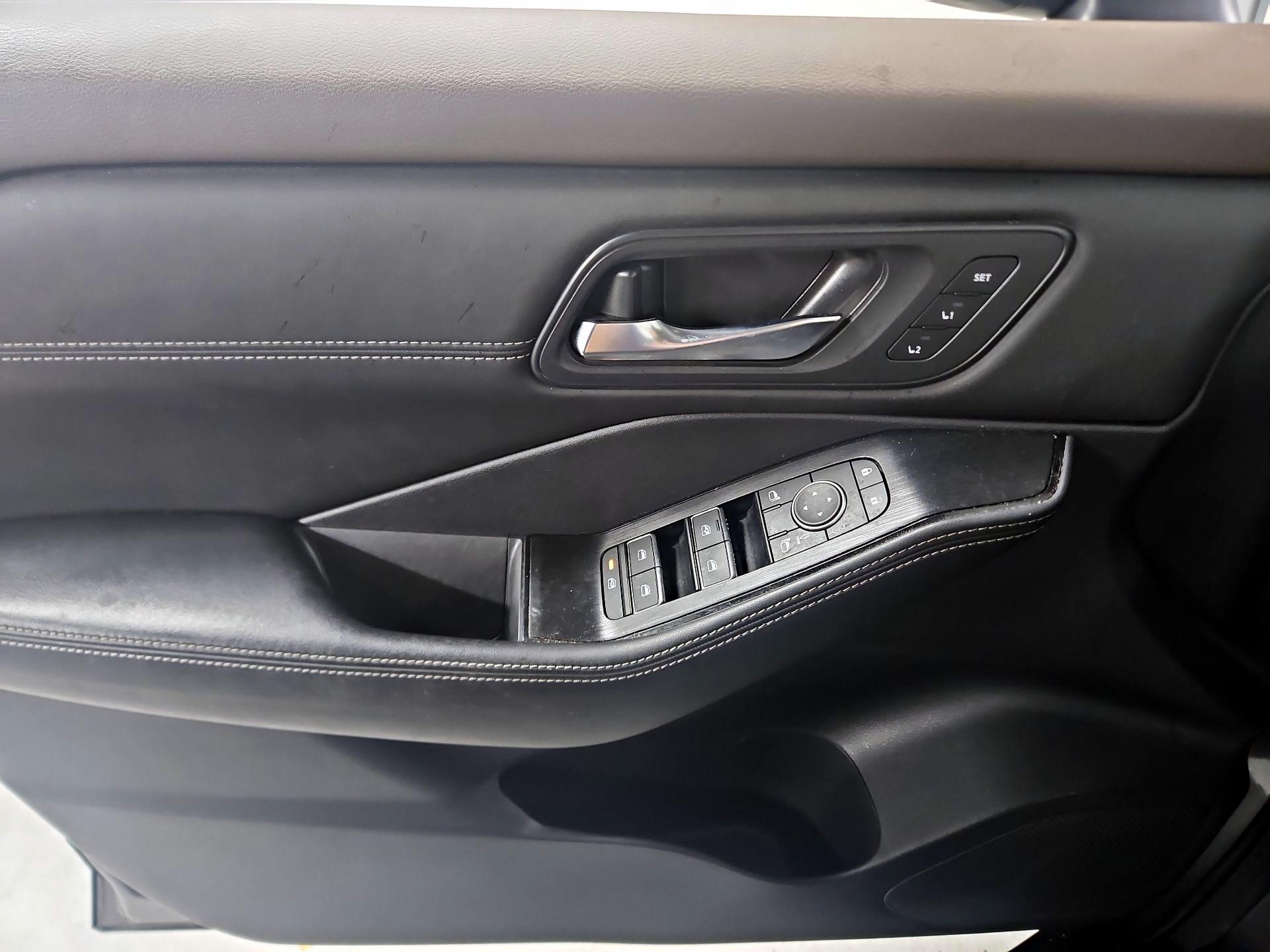 Thumbnail: 2023 Nissan Rogue - 12