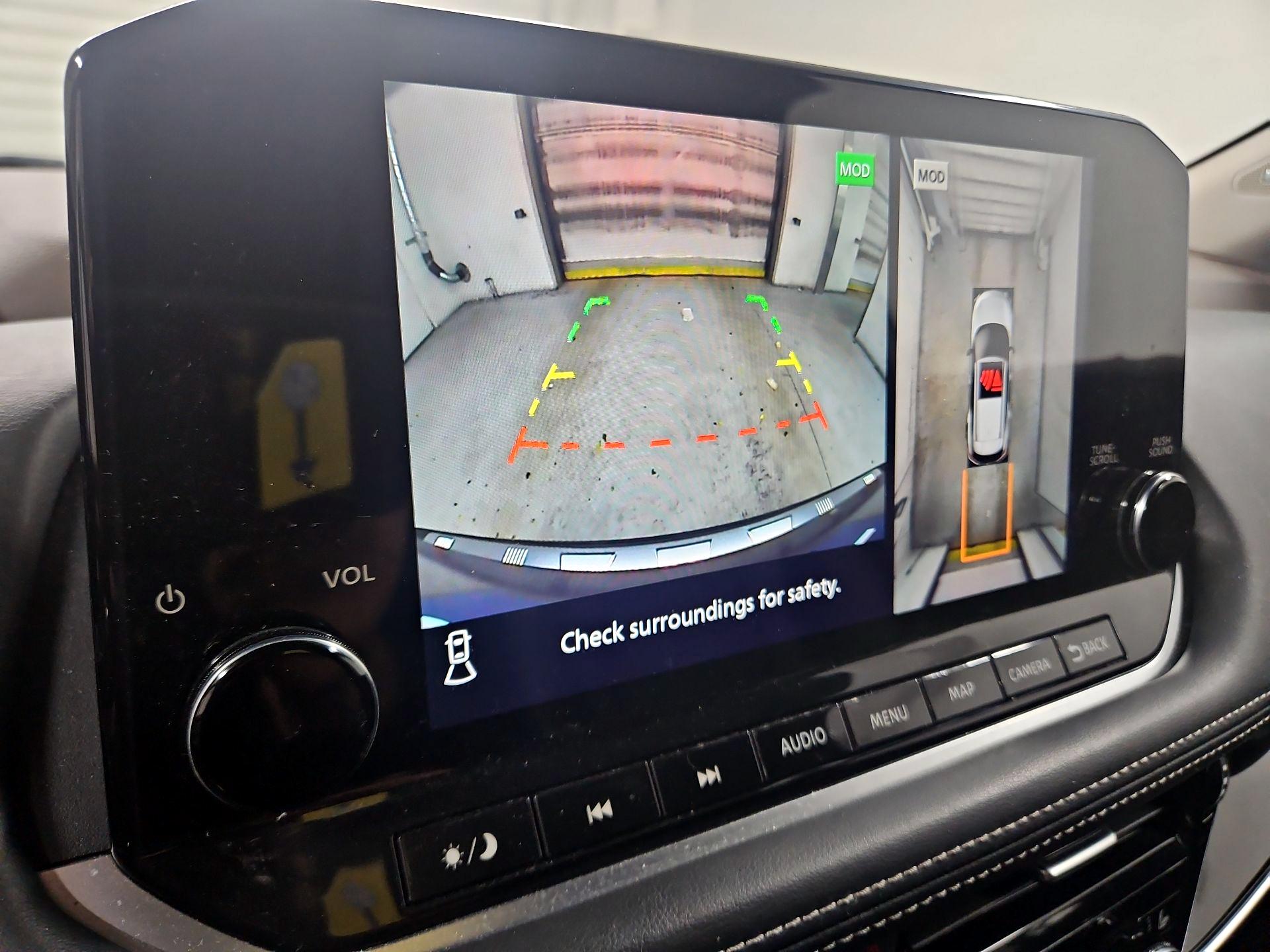 Thumbnail: 2023 Nissan Rogue - 15