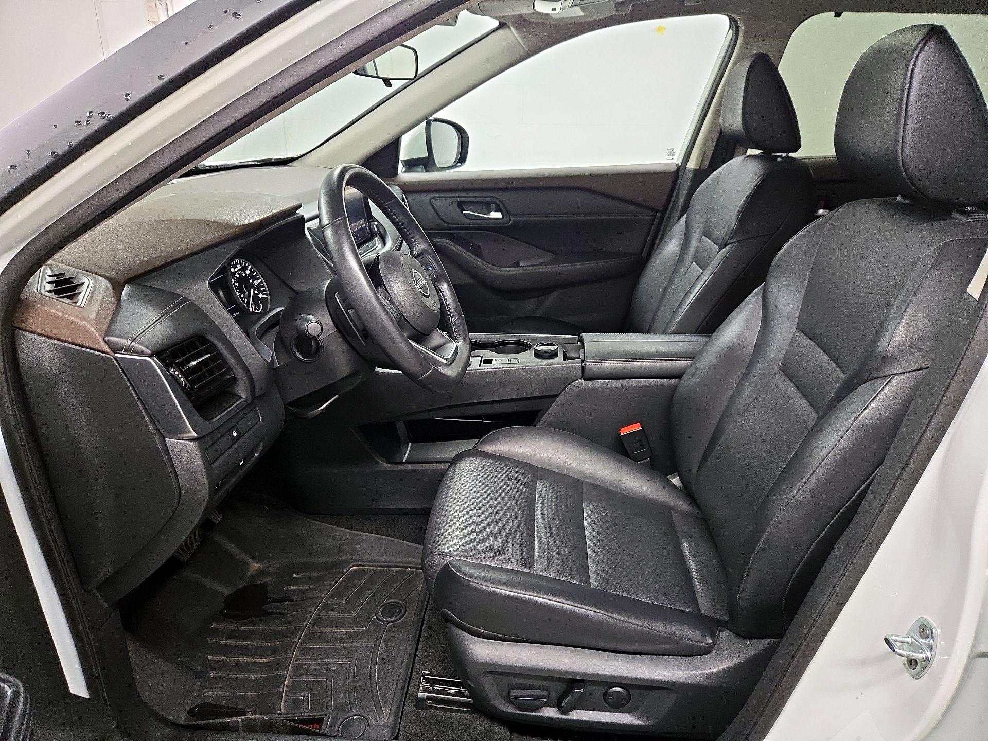 Thumbnail: 2023 Nissan Rogue - 11