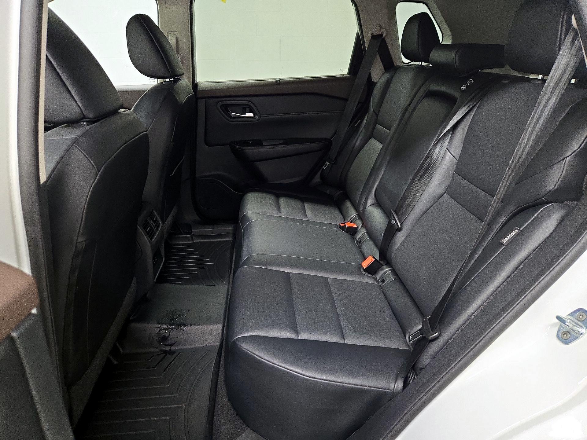 Thumbnail: 2023 Nissan Rogue - 20