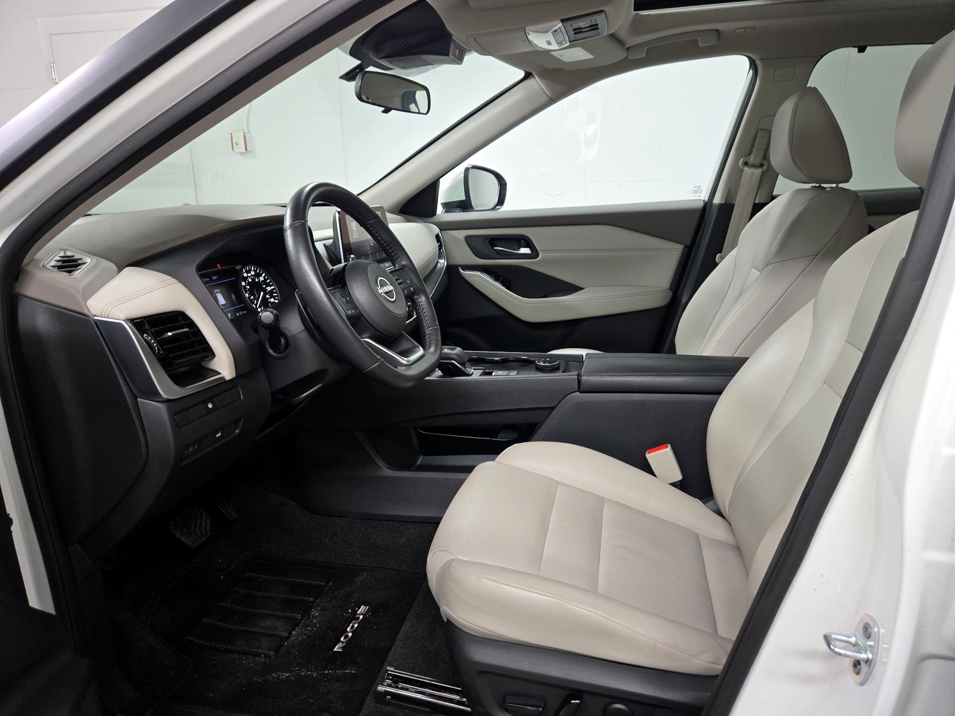 Thumbnail: 2023 Nissan Rogue - 11