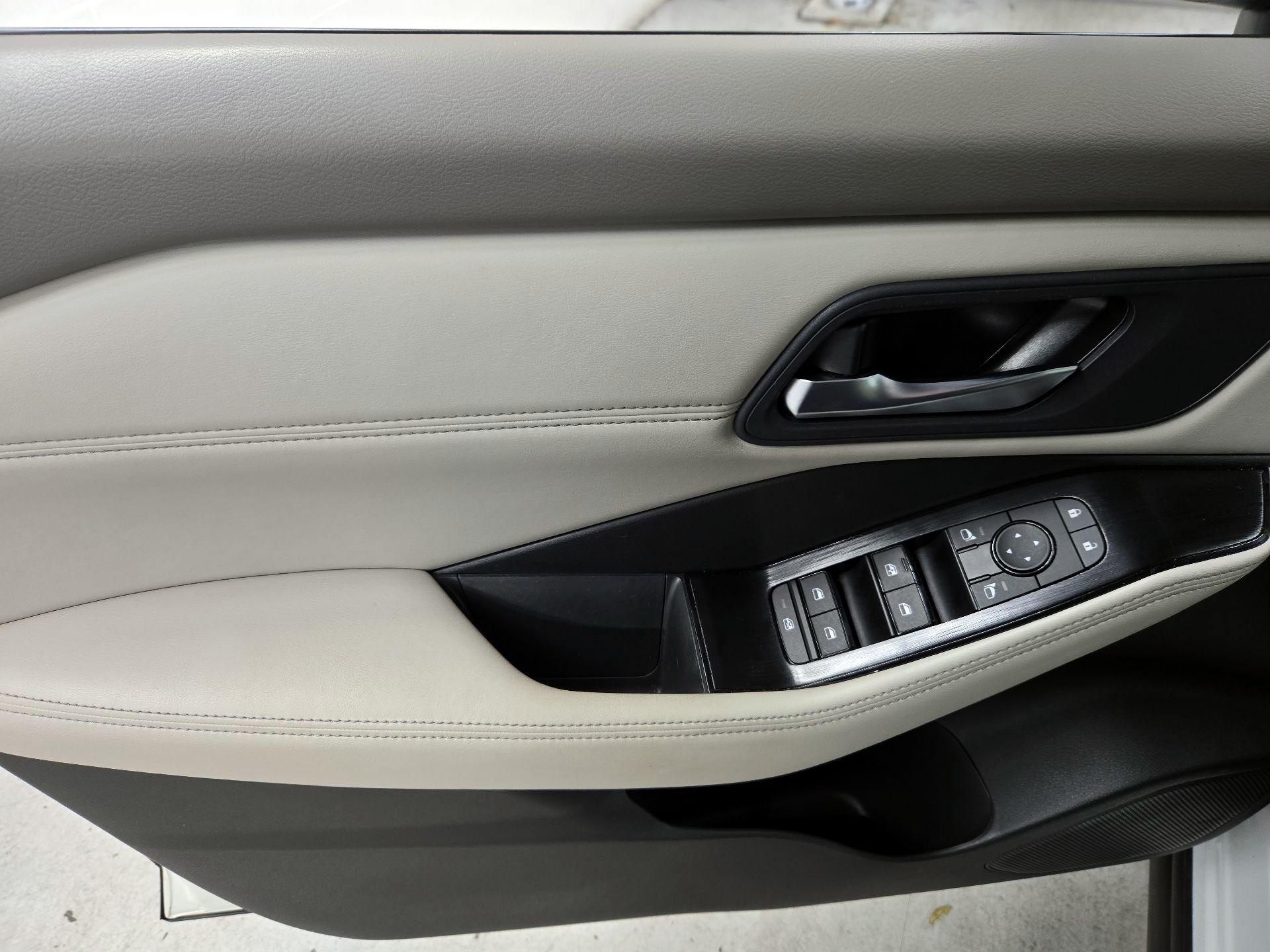 Thumbnail: 2023 Nissan Rogue - 12