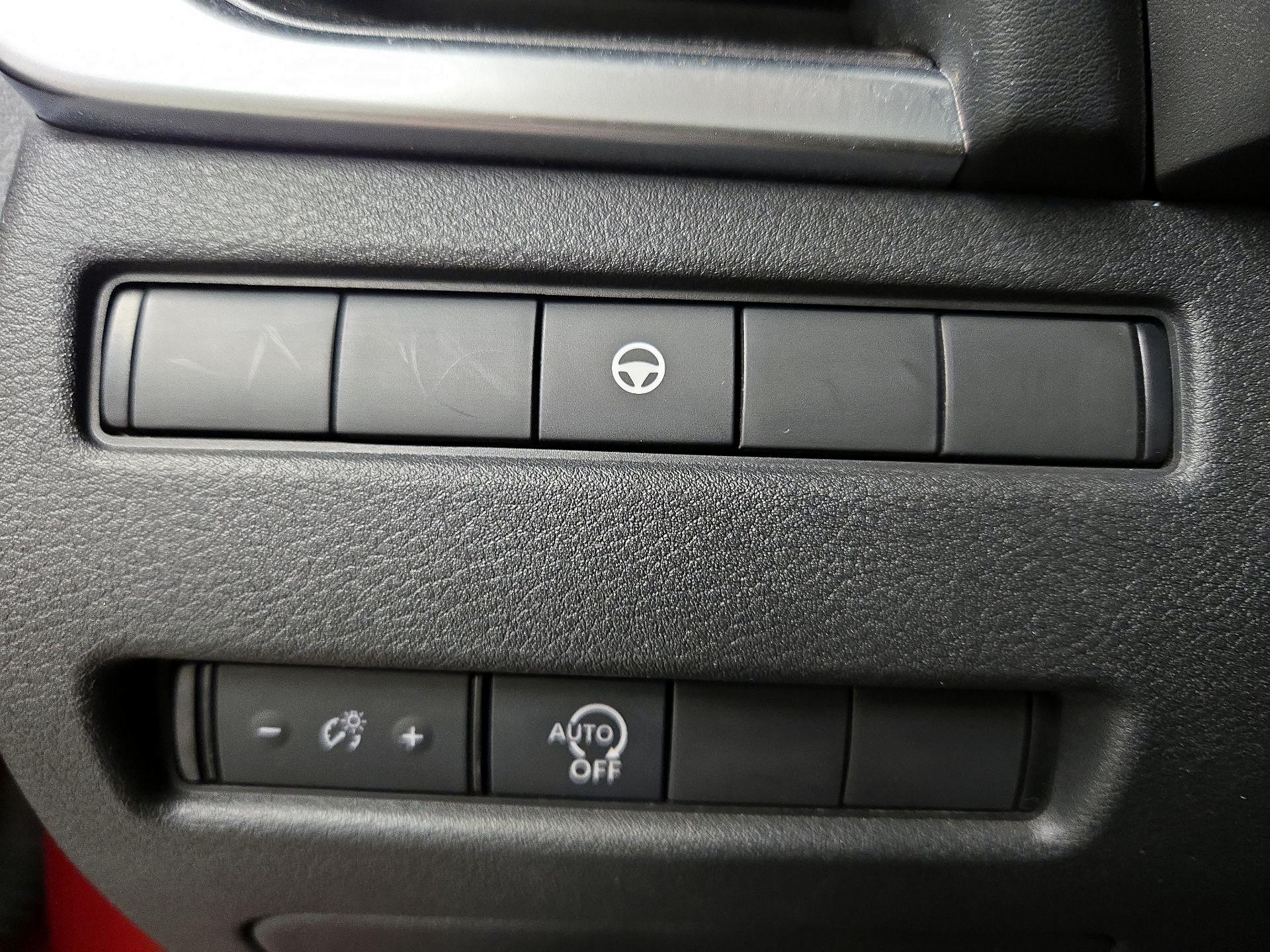 Thumbnail: 2023 Nissan Rogue - 13