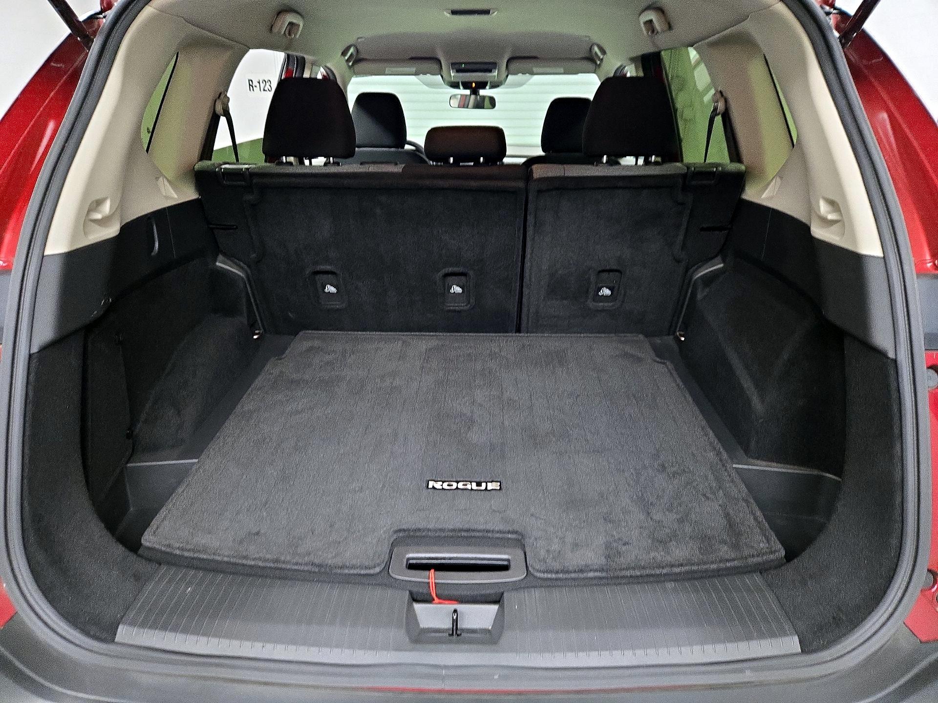 Thumbnail: 2023 Nissan Rogue - 20