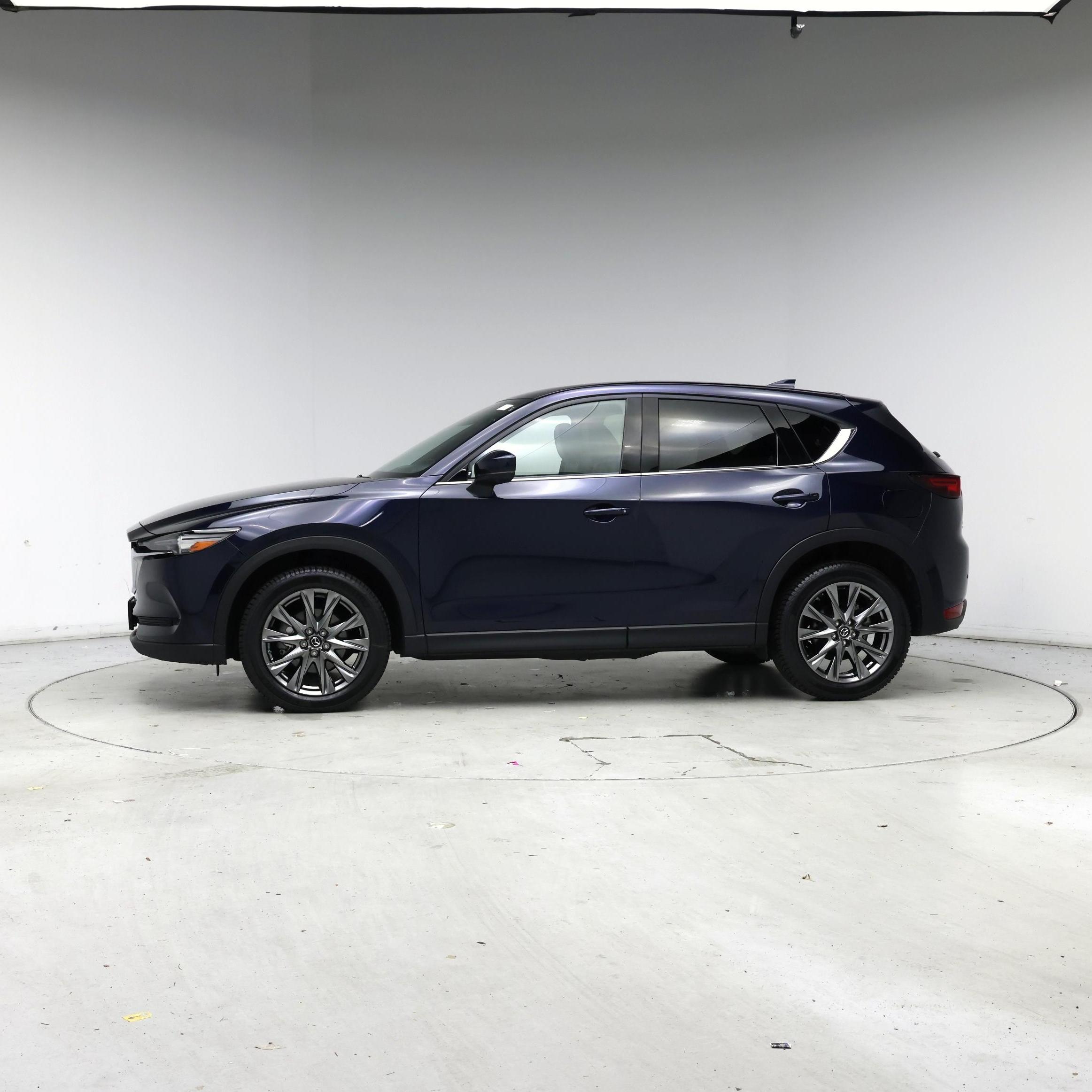 Thumbnail: 2021 Mazda CX-5 - 3