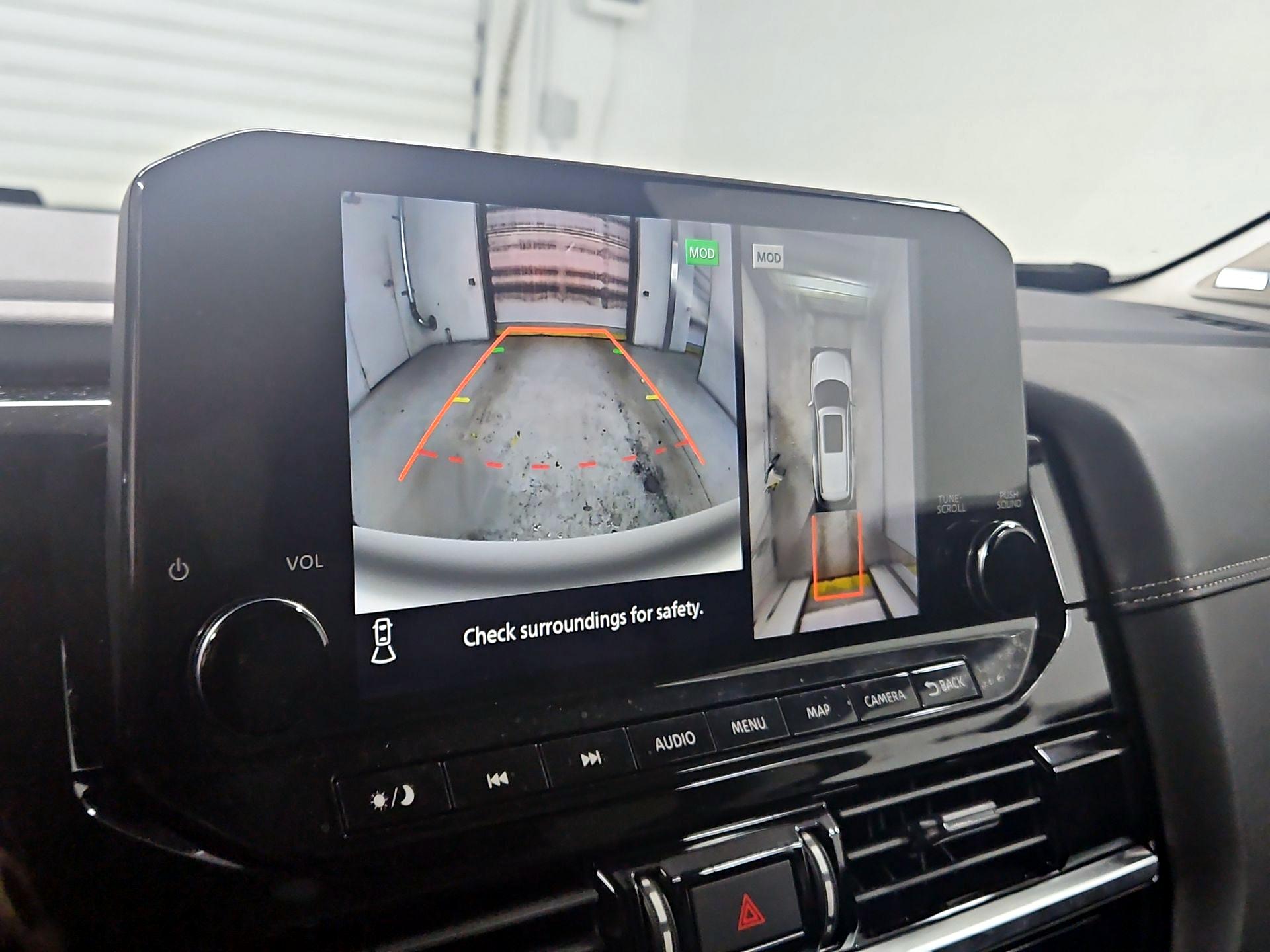 Thumbnail: 2023 Nissan Pathfinder - 15