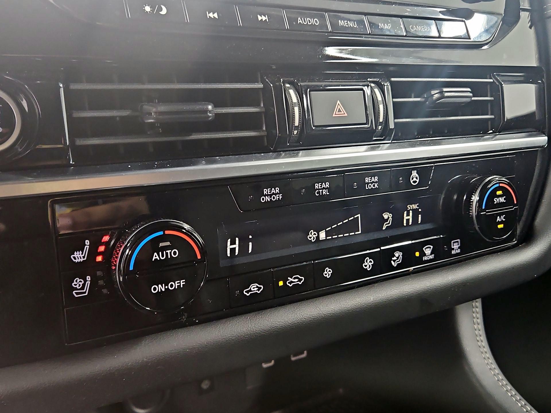 Thumbnail: 2023 Nissan Pathfinder - 17