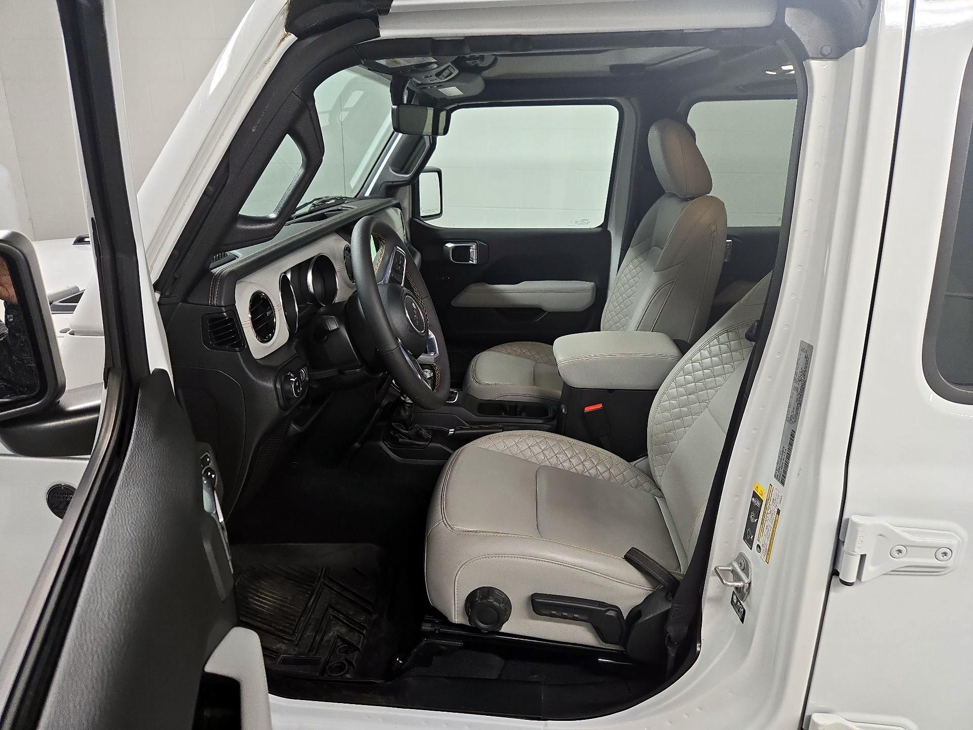 Thumbnail: 2023 Jeep Gladiator - 11