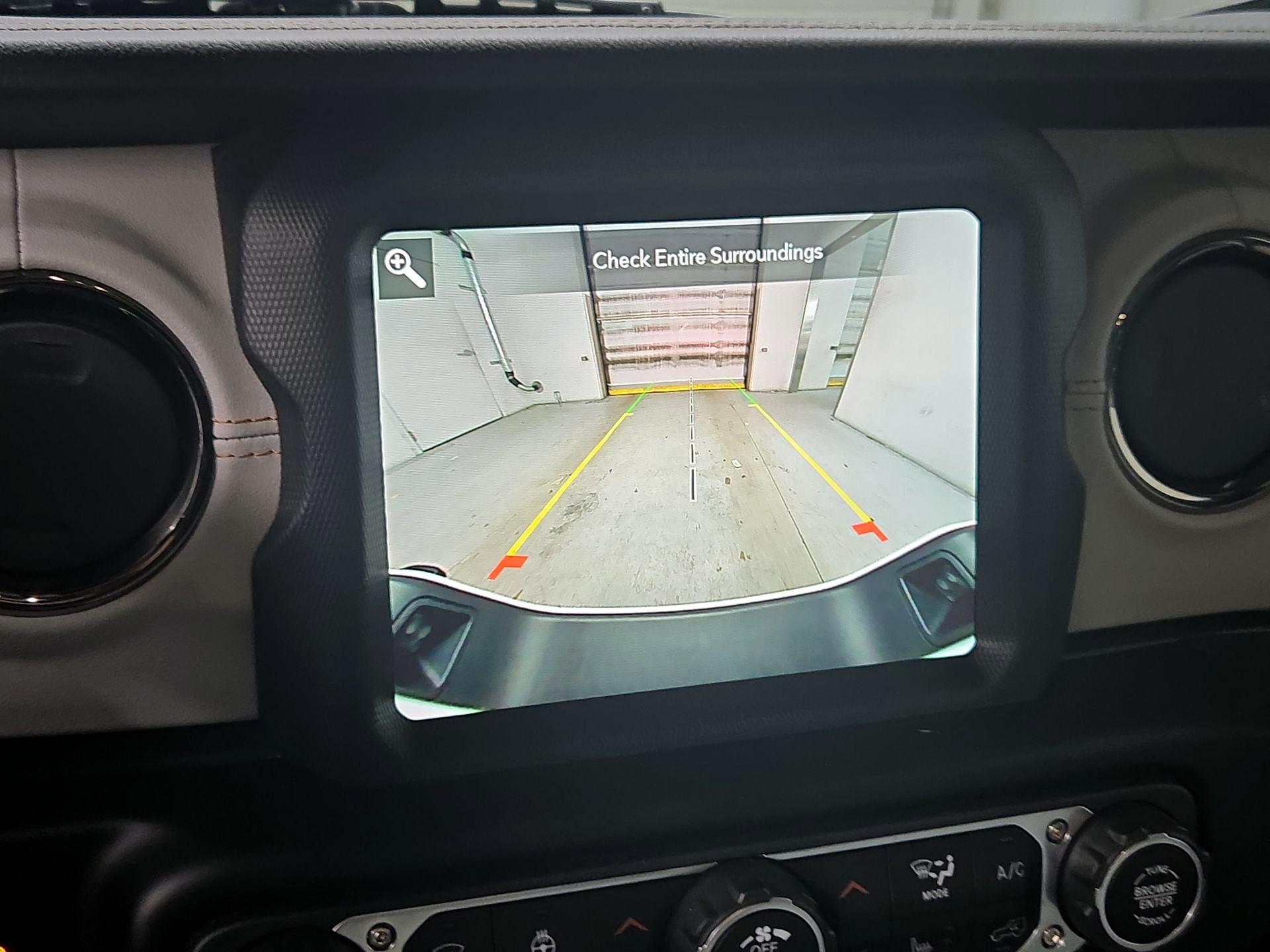 Thumbnail: 2023 Jeep Gladiator - 15