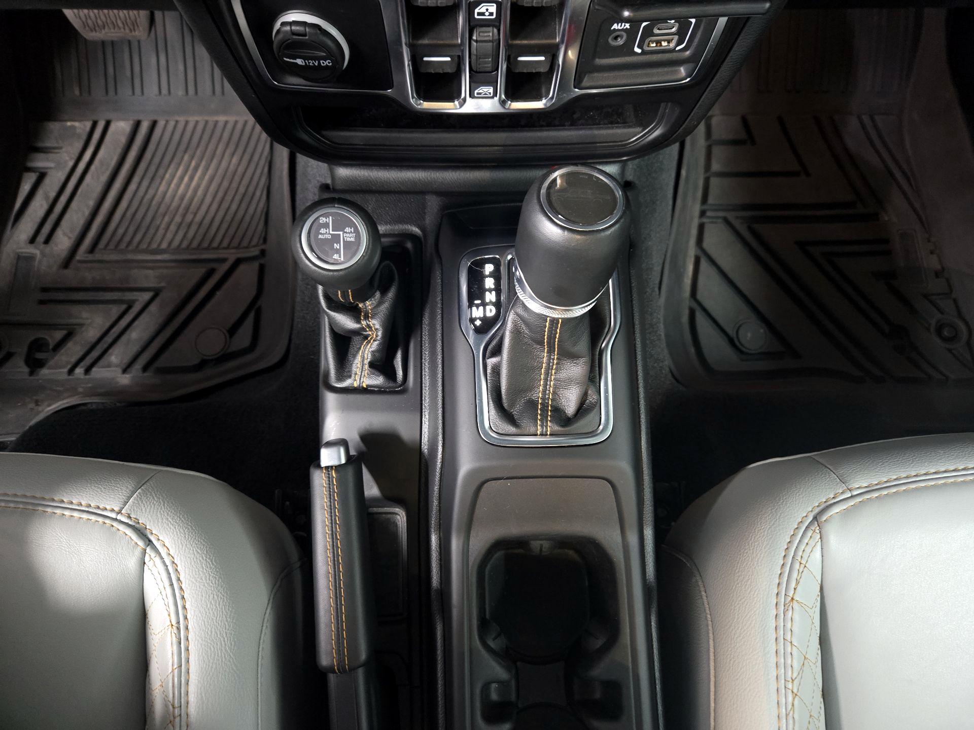 Thumbnail: 2023 Jeep Gladiator - 18