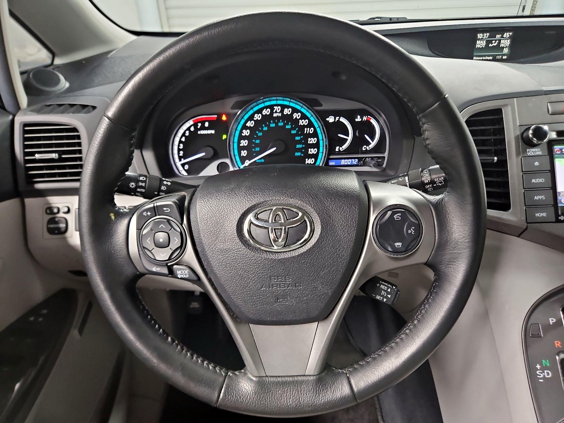 Thumbnail: 2015 Toyota Venza - 10