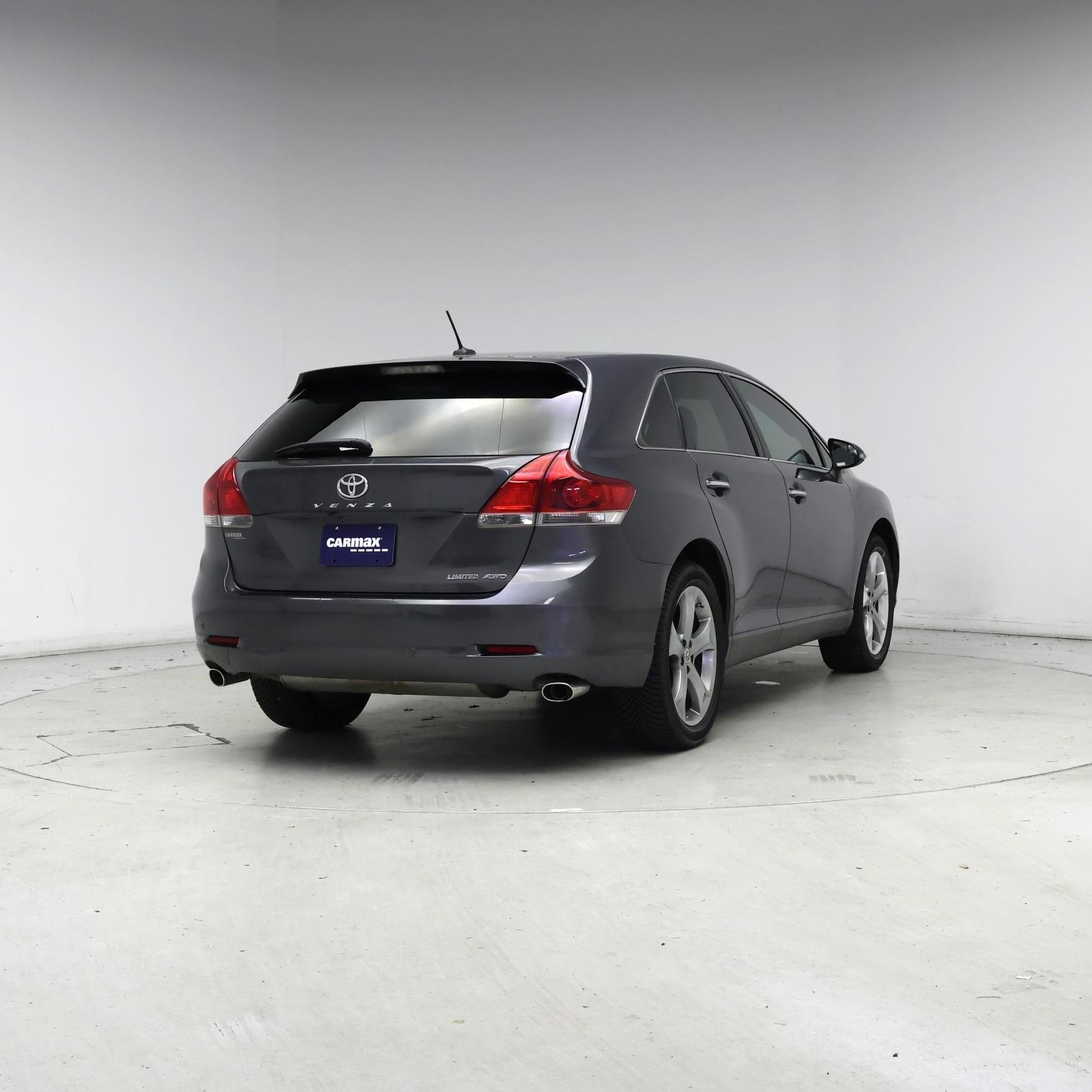 Thumbnail: 2015 Toyota Venza - 8