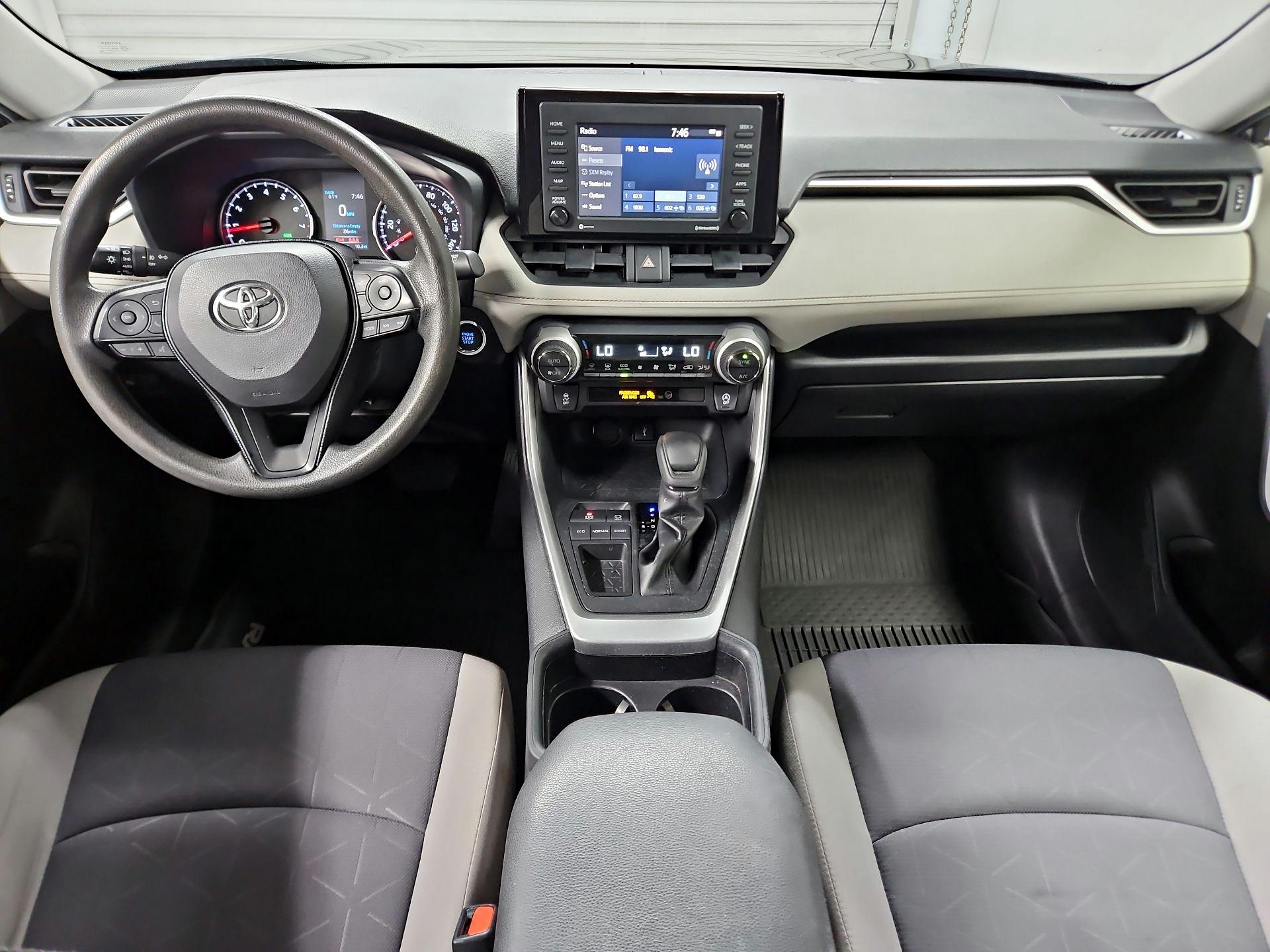 Thumbnail: 2020 Toyota RAV4 - 9