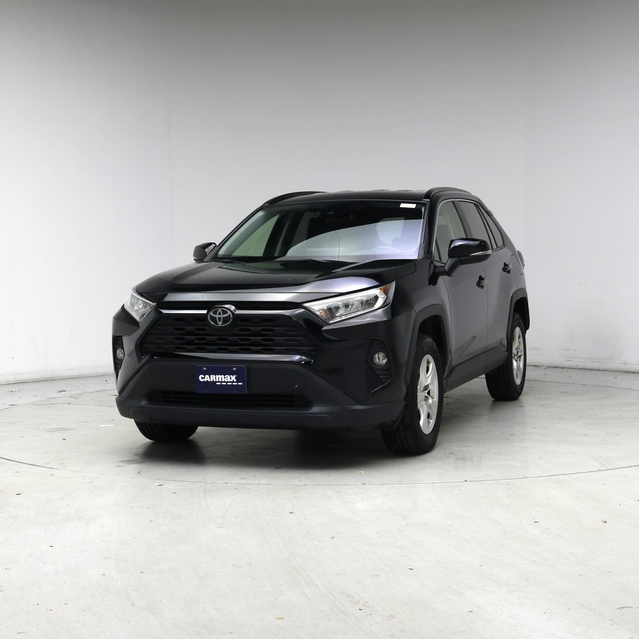 Thumbnail: 2020 Toyota RAV4 - 4