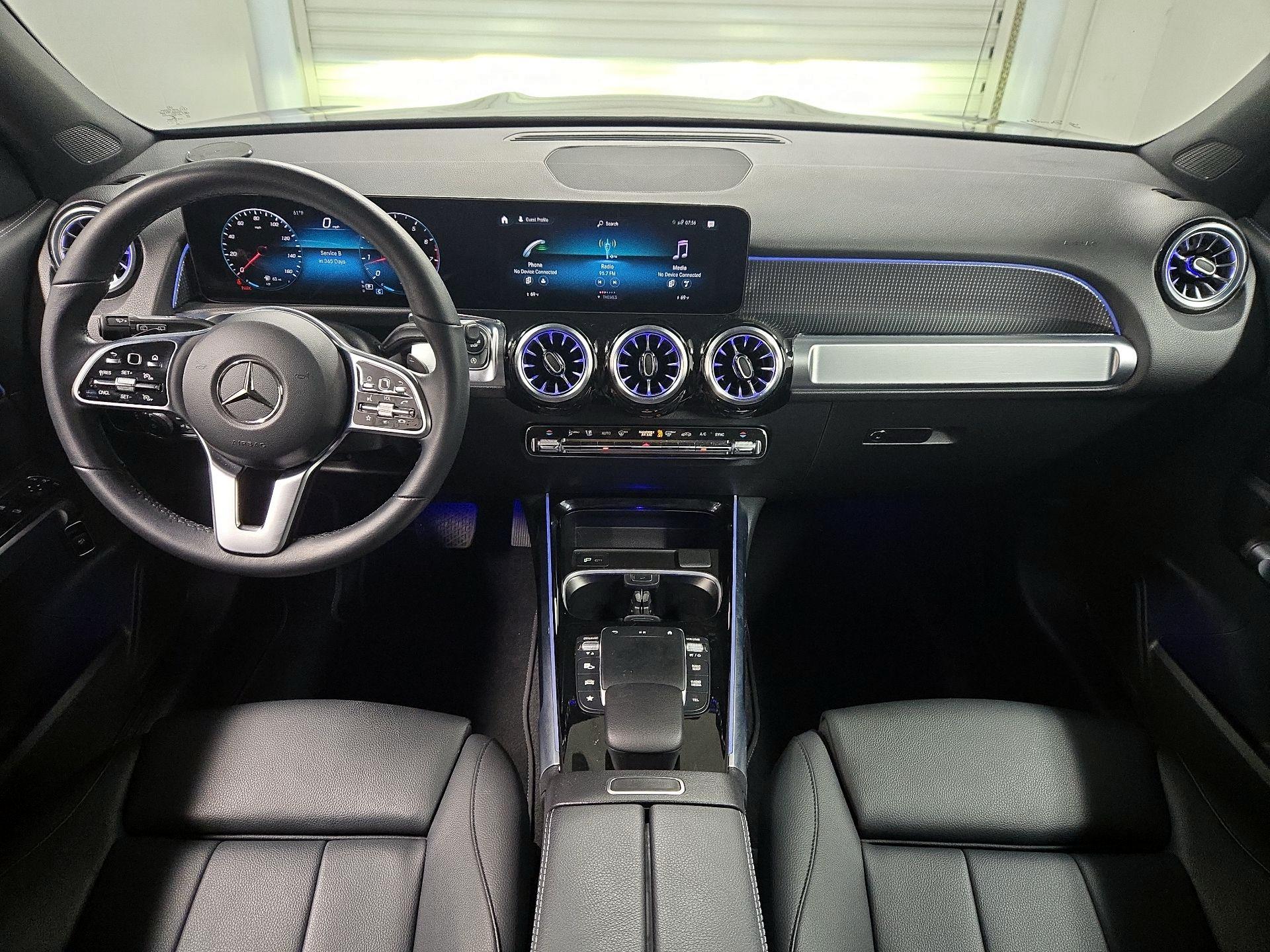 Thumbnail: 2023 Mercedes-Benz GLB - 9