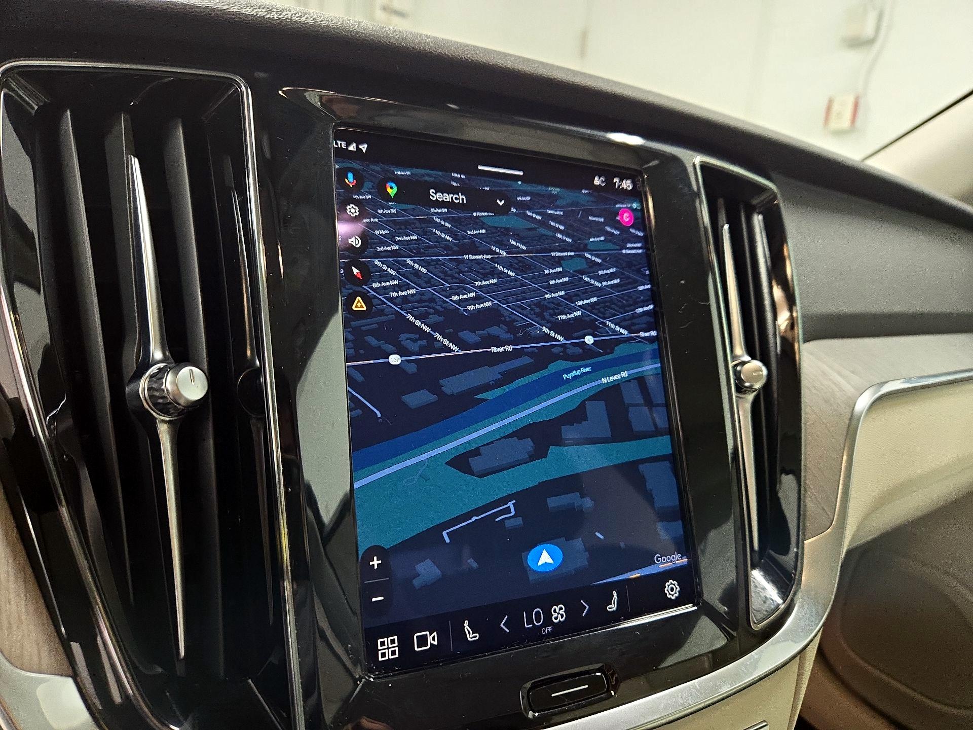 Thumbnail: 2023 Volvo S60 - 14