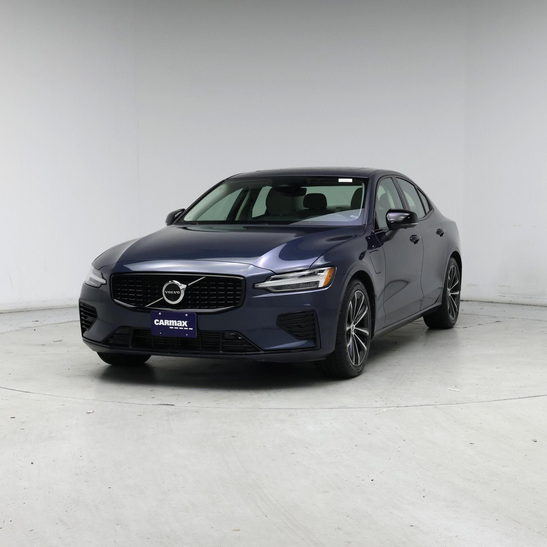 Thumbnail: 2023 Volvo S60 - 4