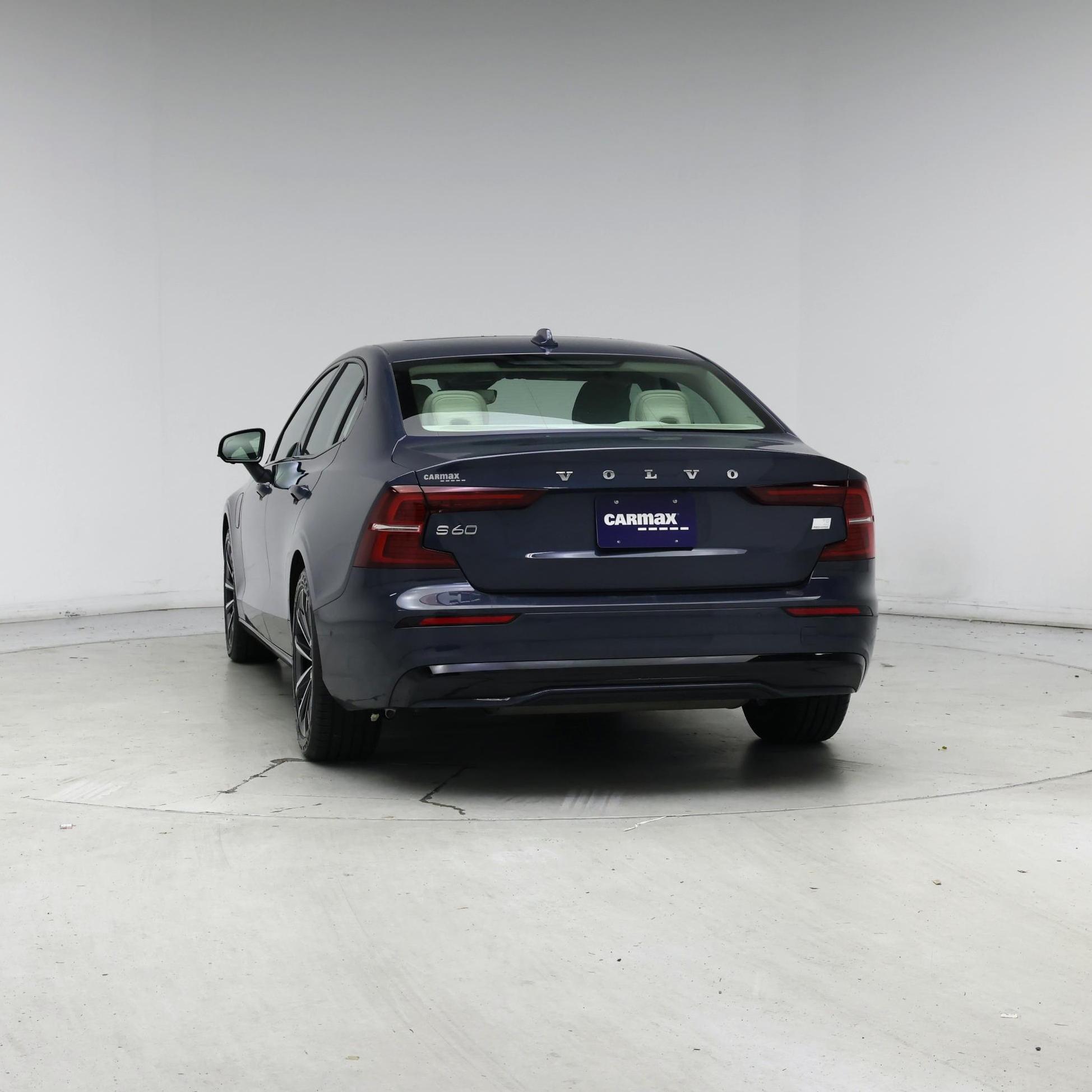 Thumbnail: 2023 Volvo S60 - 6