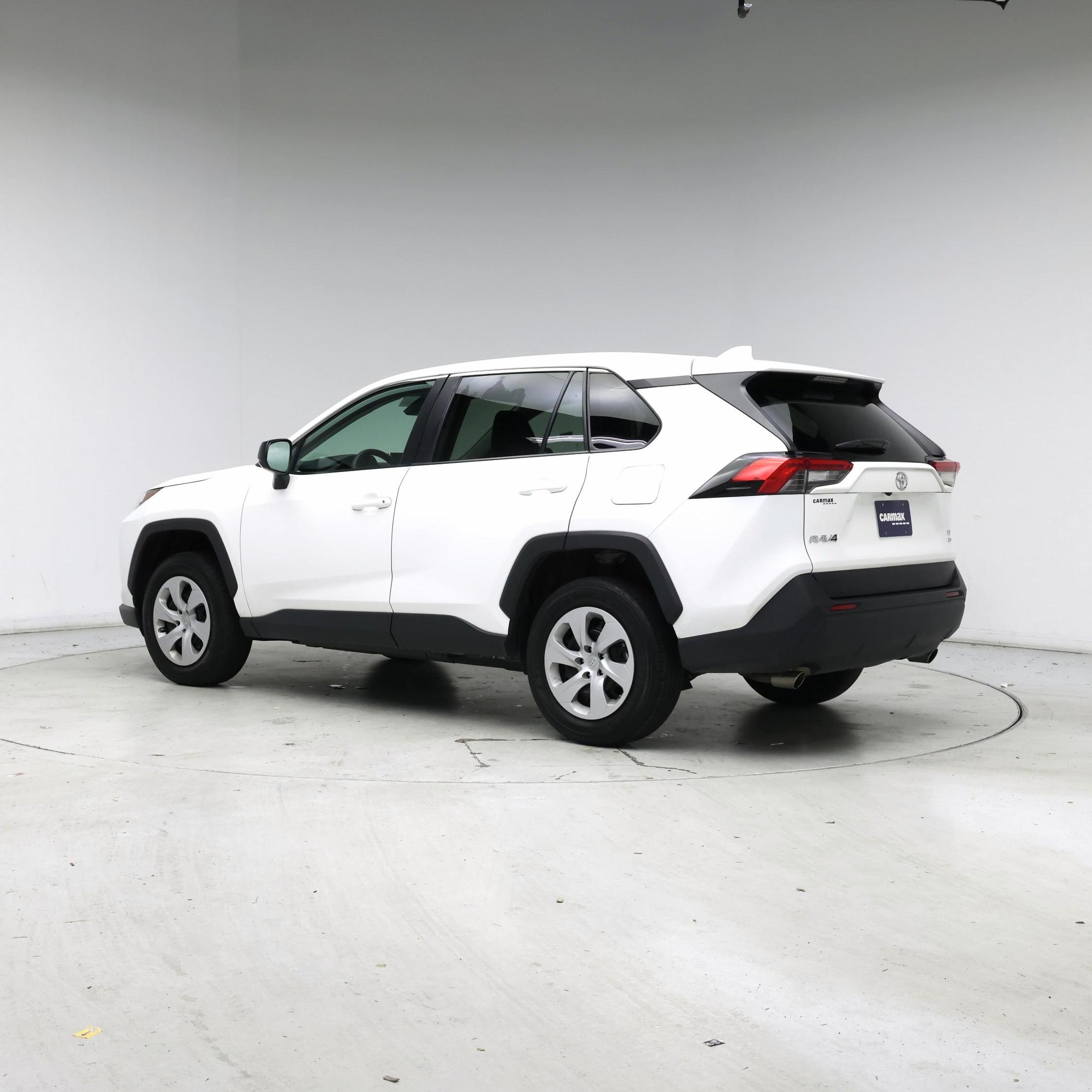 Thumbnail: 2024 Toyota RAV4 - 2