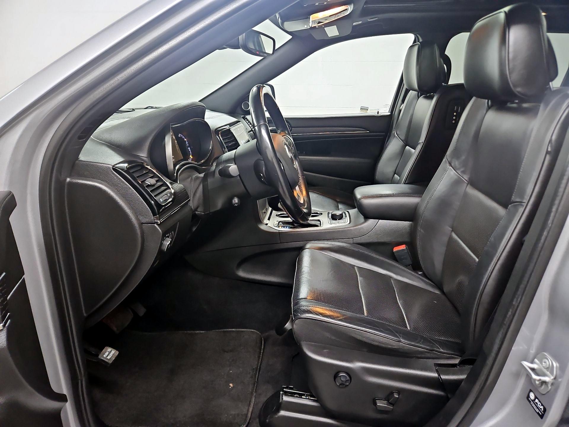 Thumbnail: 2021 Jeep Grand Cherokee - 11