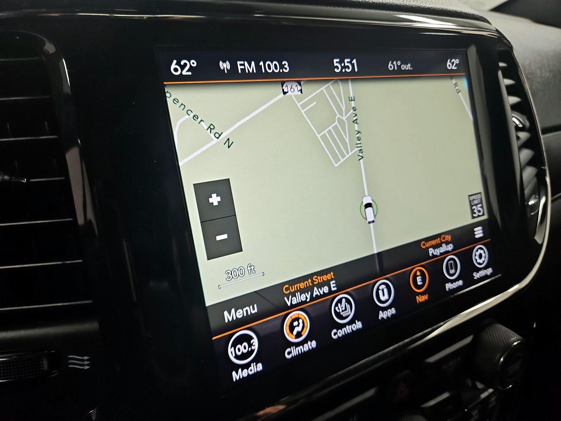 Thumbnail: 2021 Jeep Grand Cherokee - 14