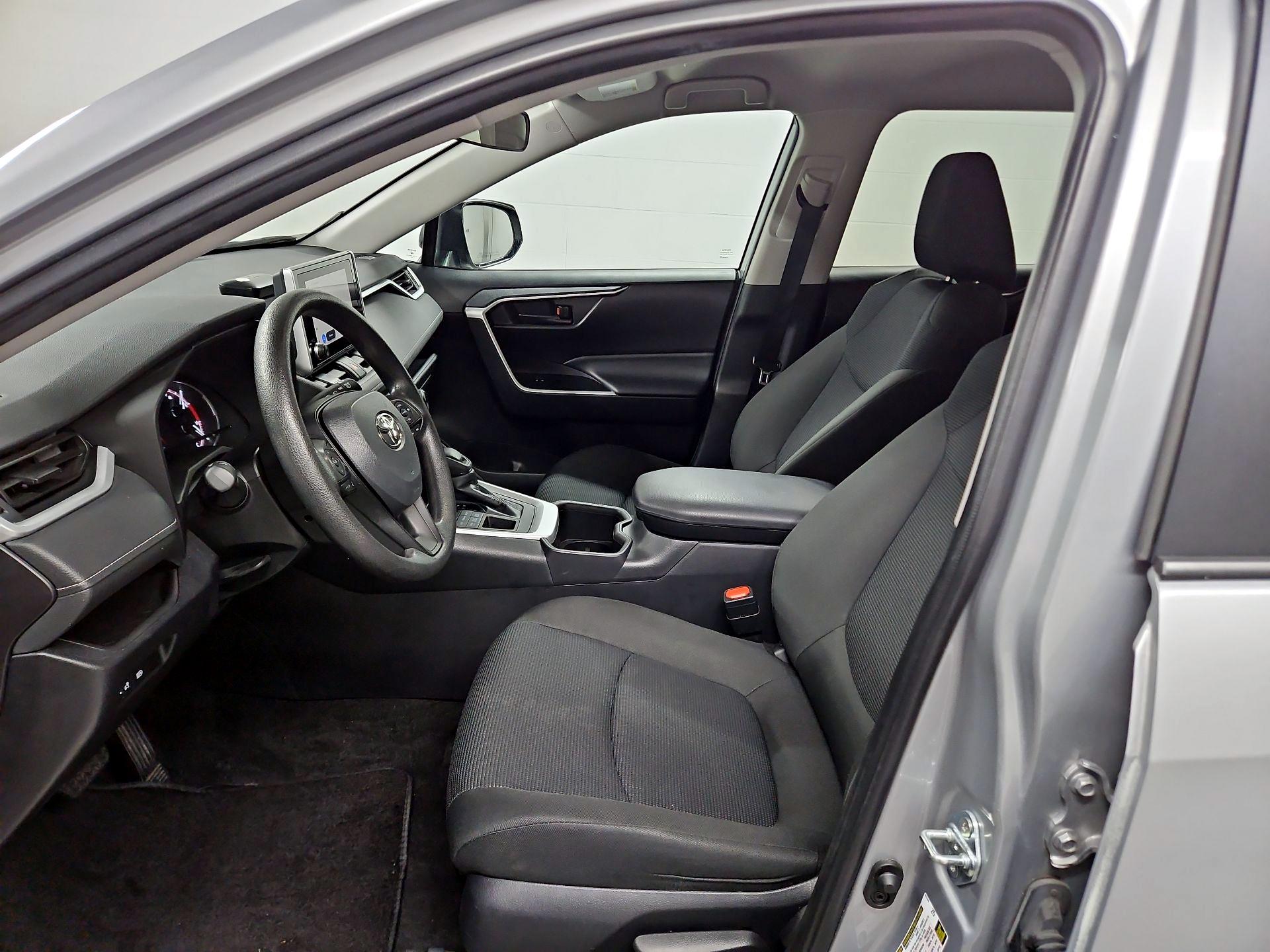 Thumbnail: 2024 Toyota RAV4 - 11