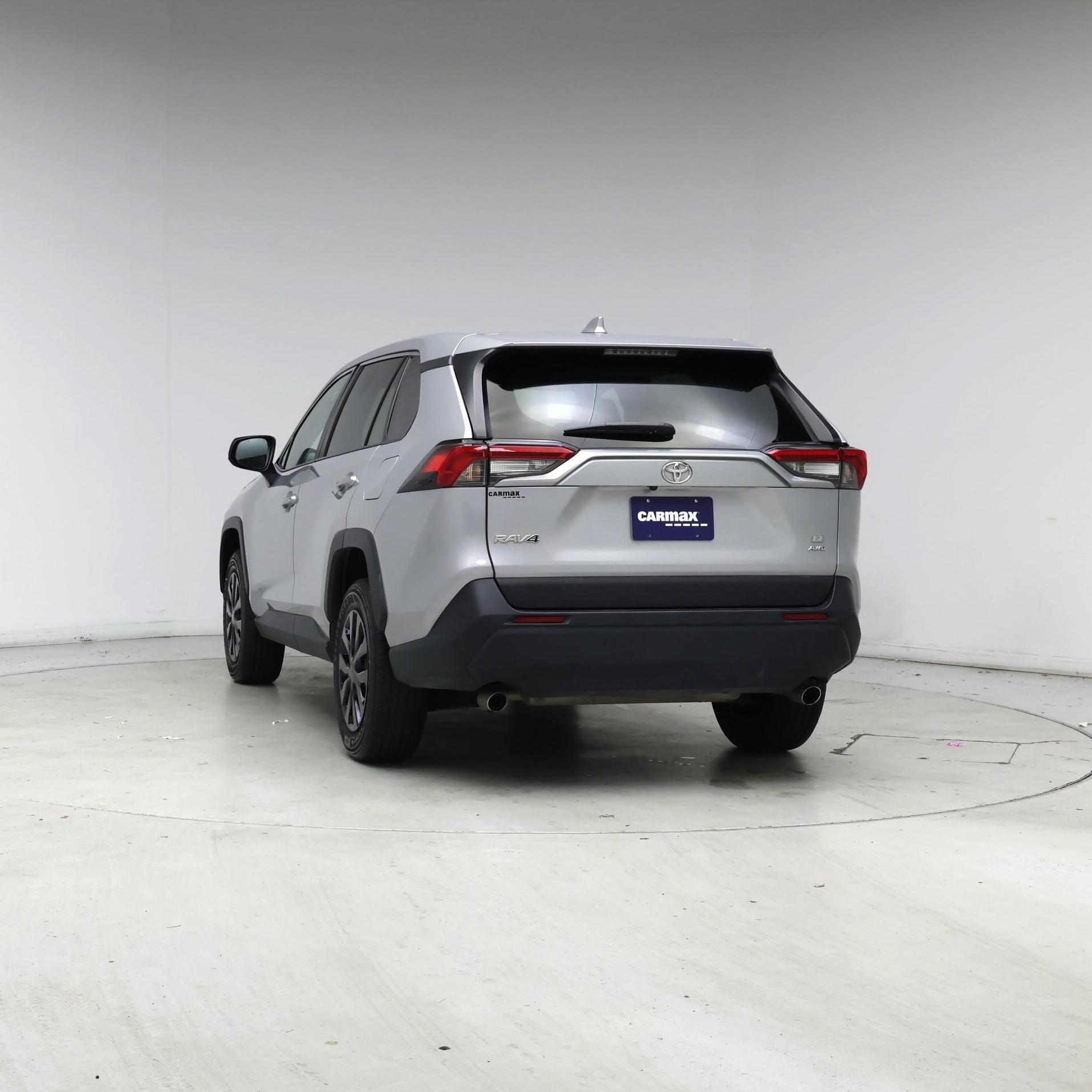 Thumbnail: 2024 Toyota RAV4 - 6