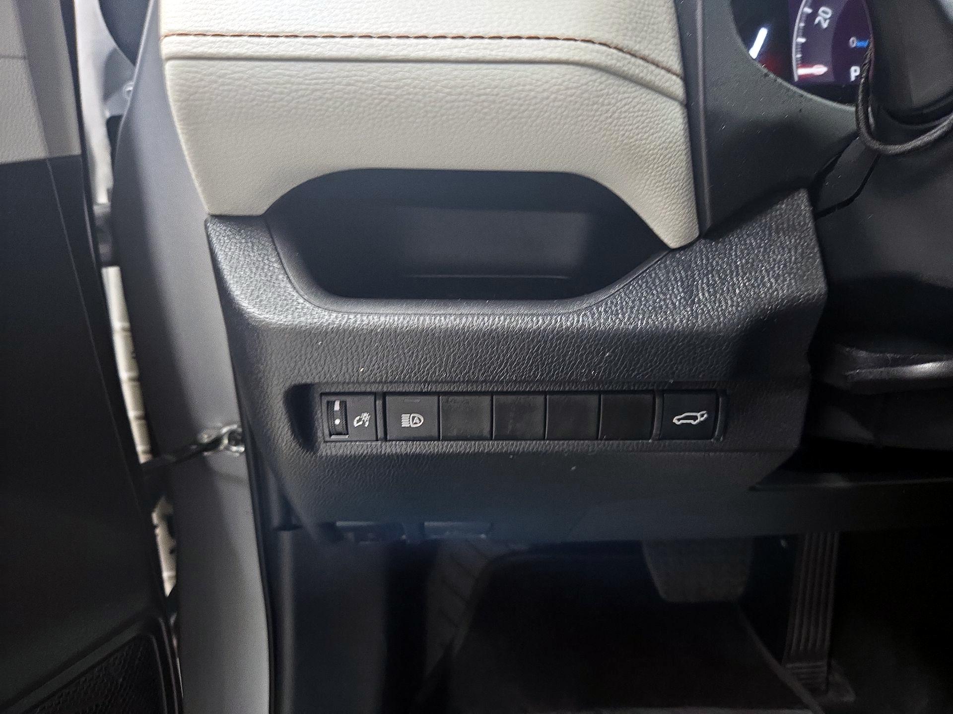 Thumbnail: 2024 Toyota RAV4 - 13