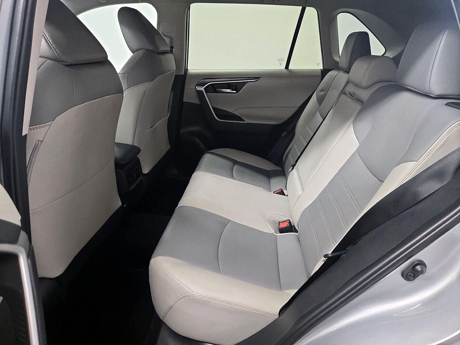 Thumbnail: 2024 Toyota RAV4 - 20