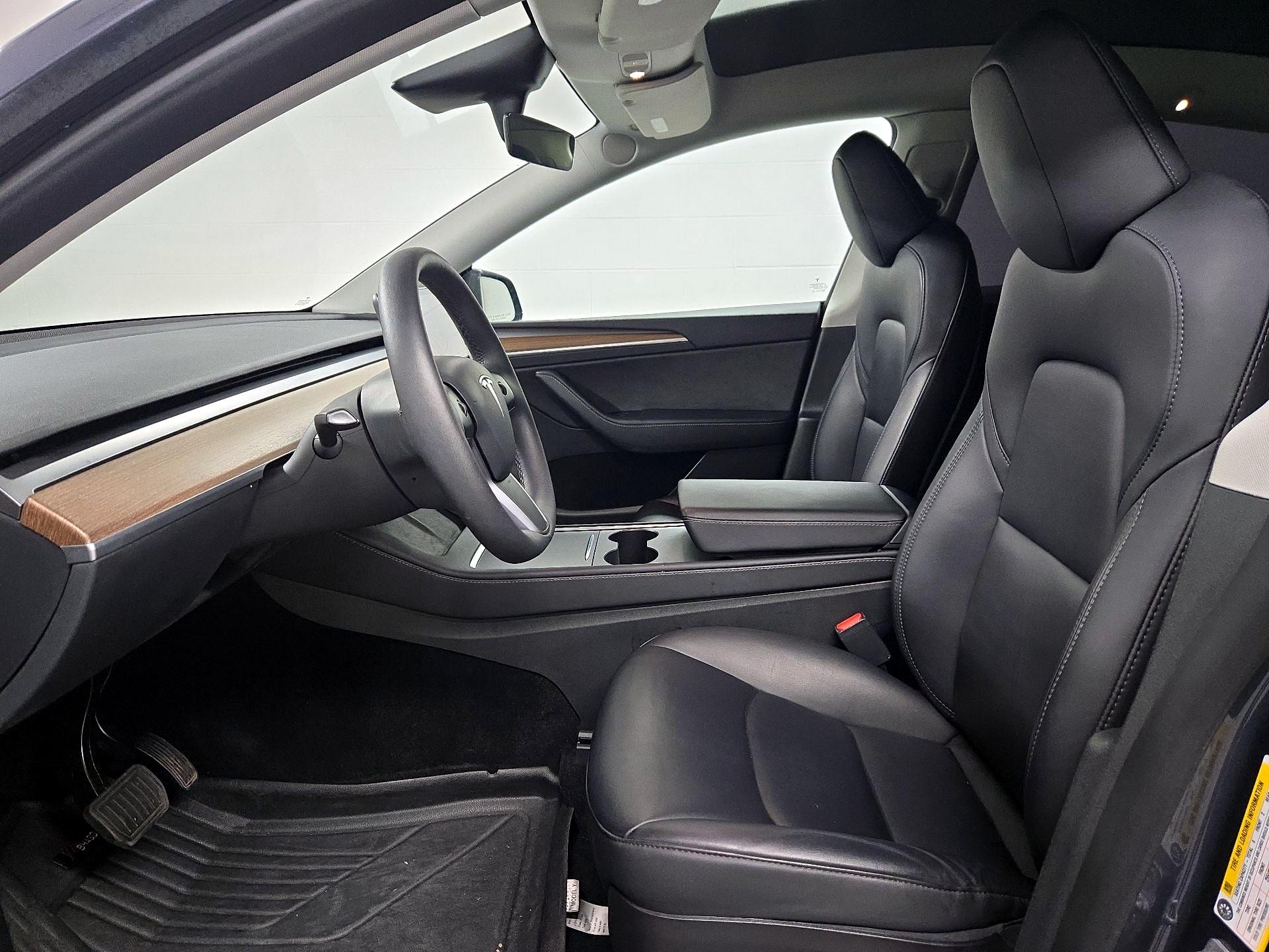 Thumbnail: 2023 Tesla Model Y - 11