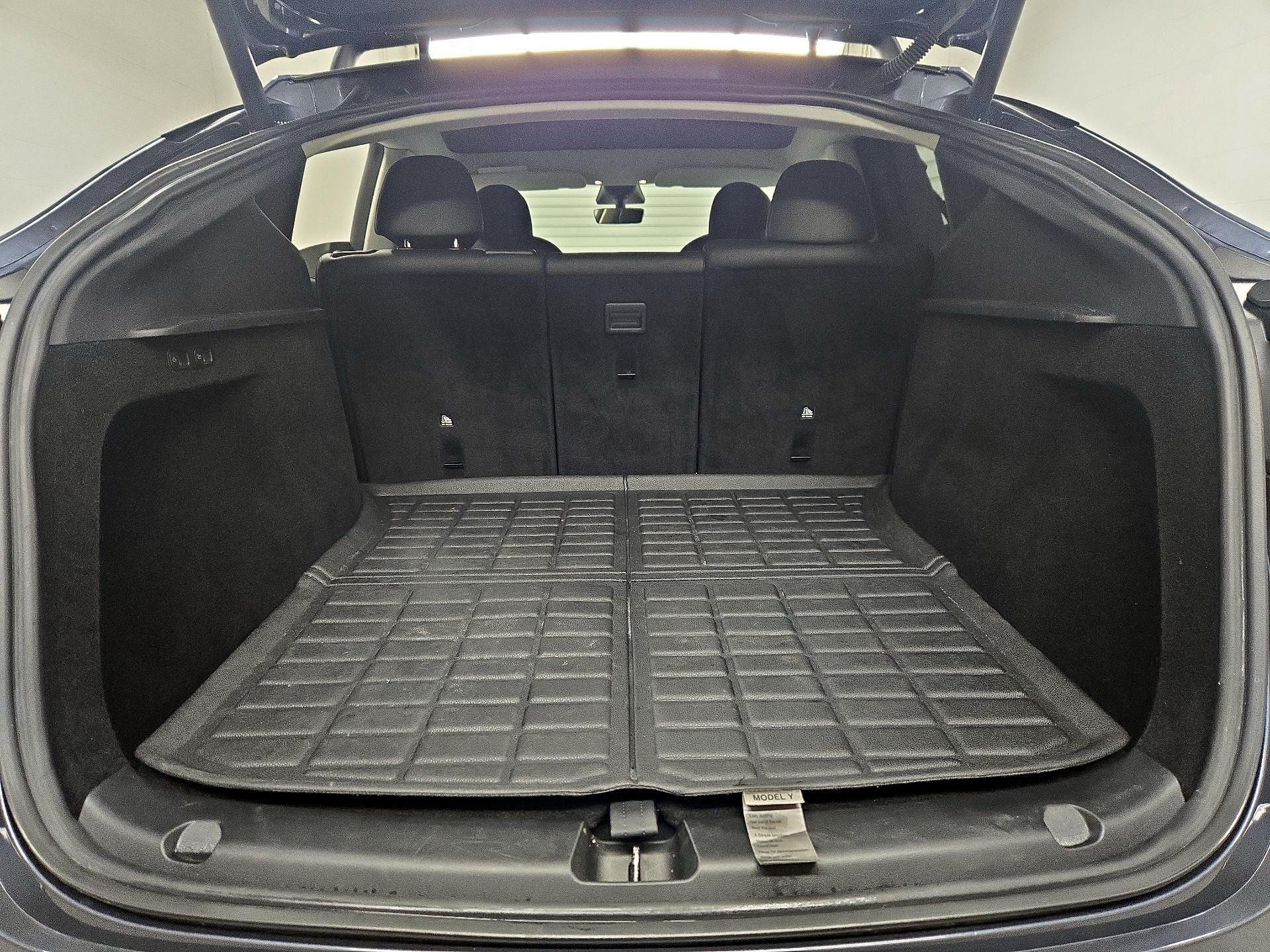 Thumbnail: 2023 Tesla Model Y - 20