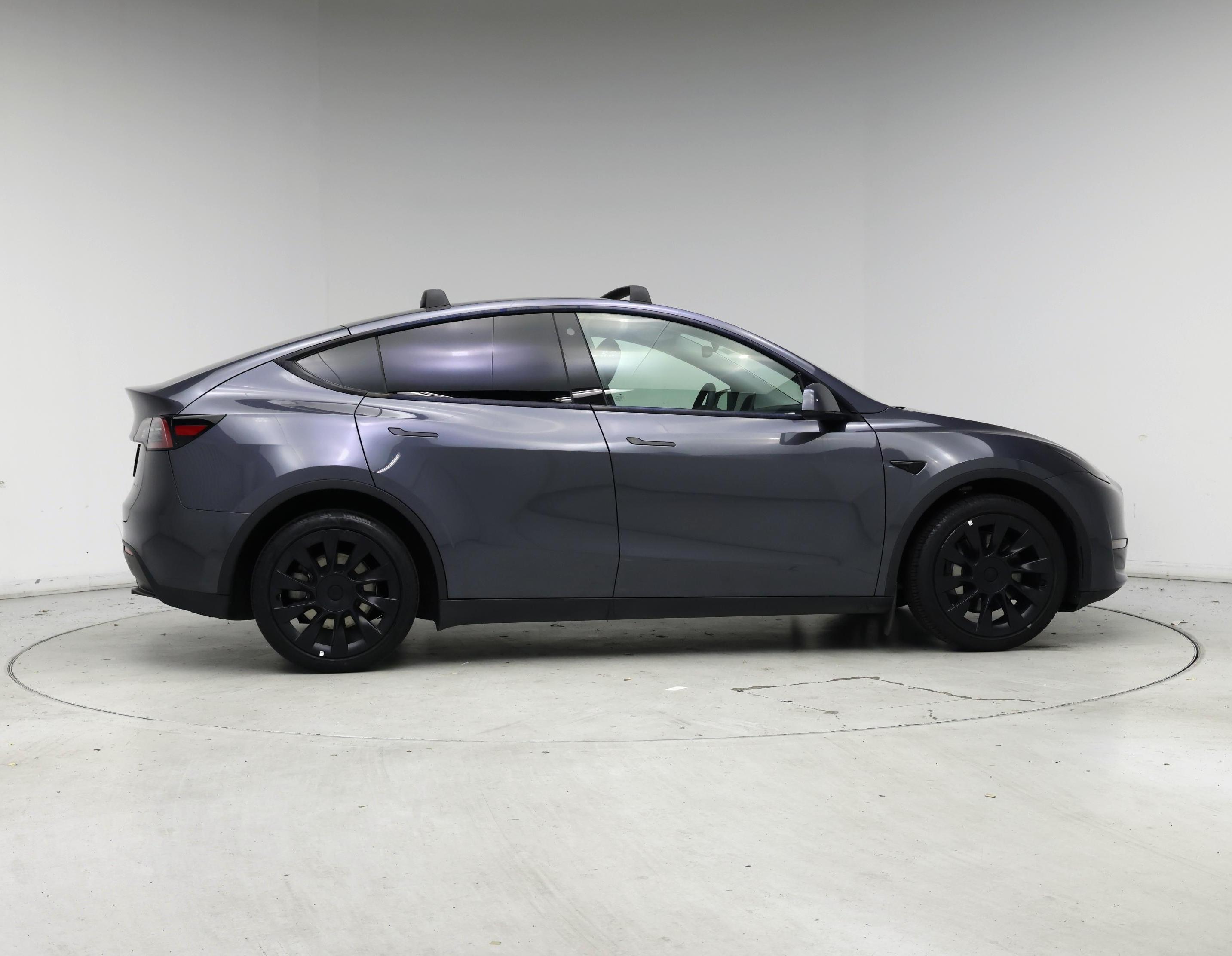 Thumbnail: 2023 Tesla Model Y - 7