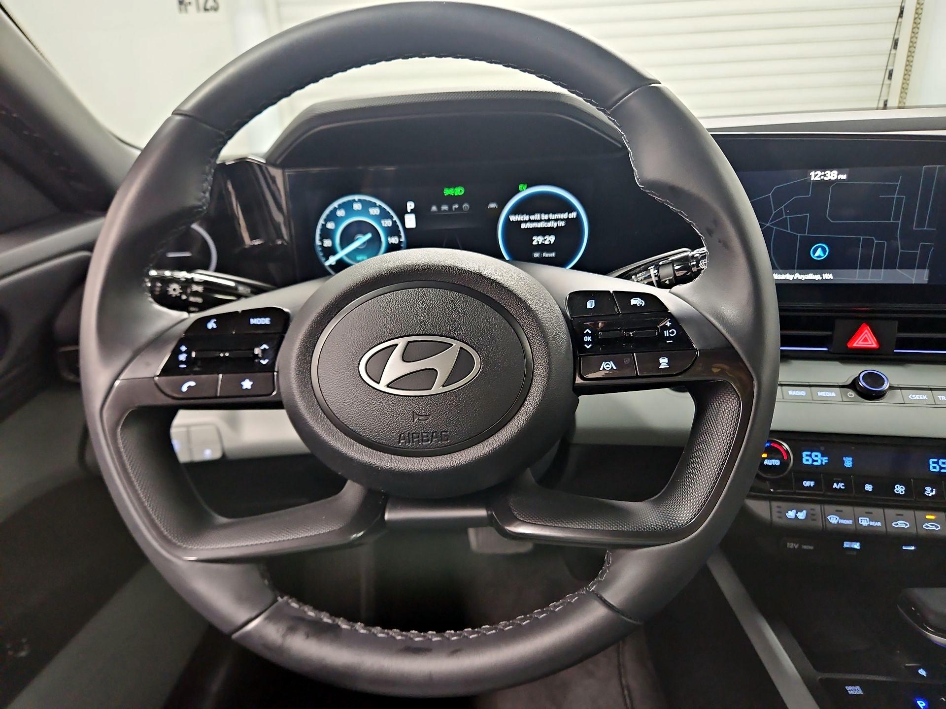 Thumbnail: 2024 Hyundai Elantra - 10