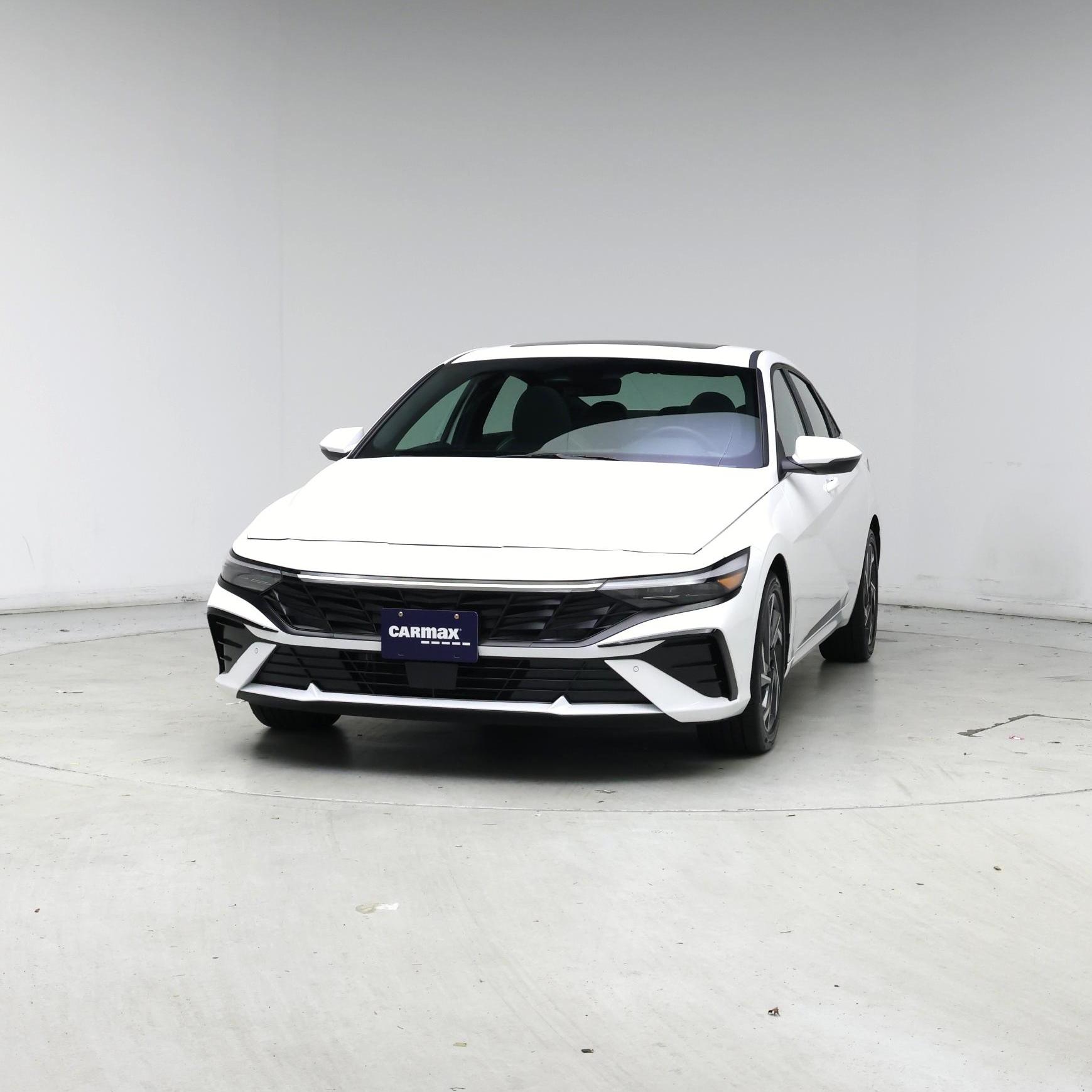 Thumbnail: 2024 Hyundai Elantra - 4