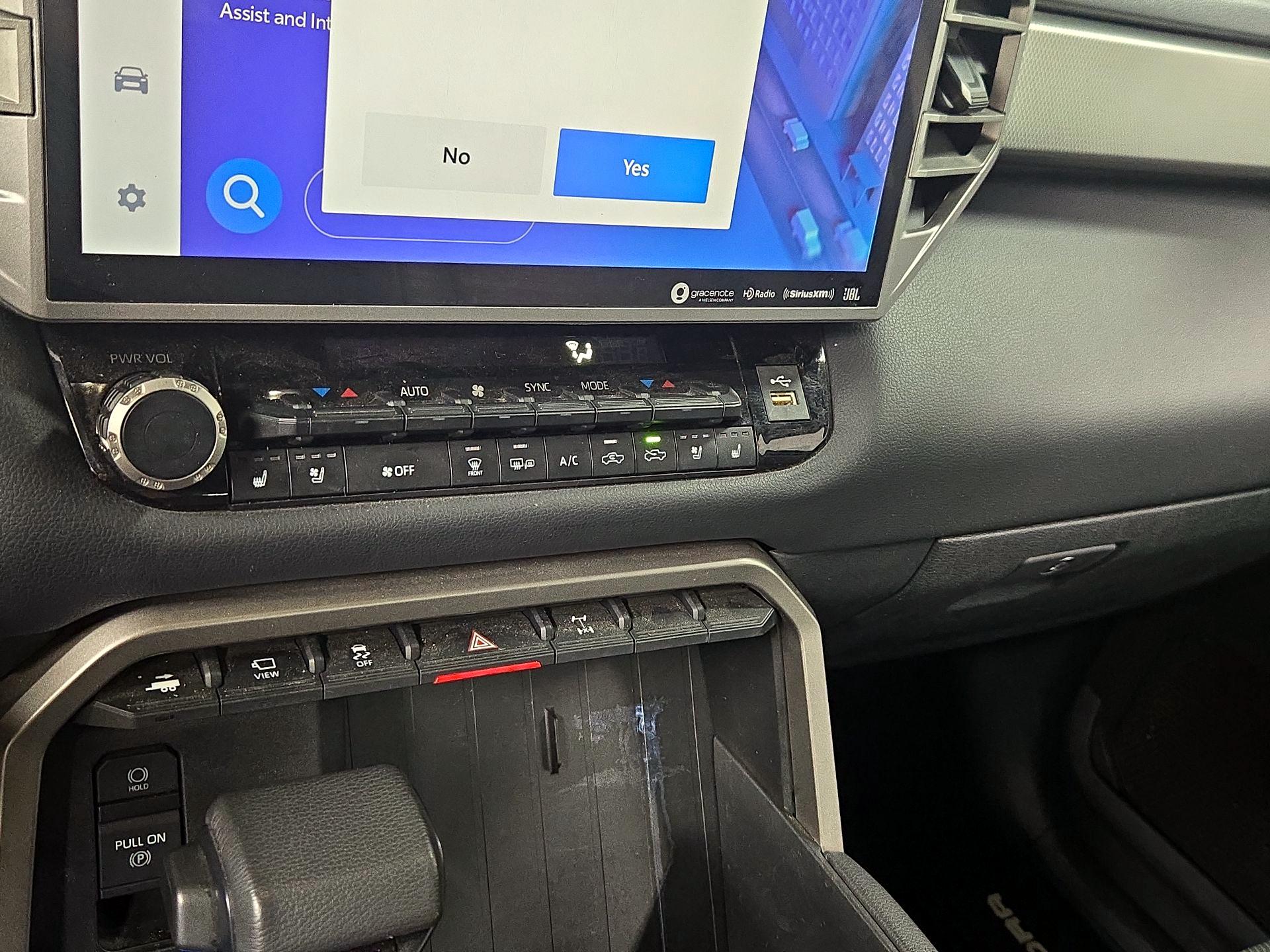 Thumbnail: 2022 Toyota Tundra - 18