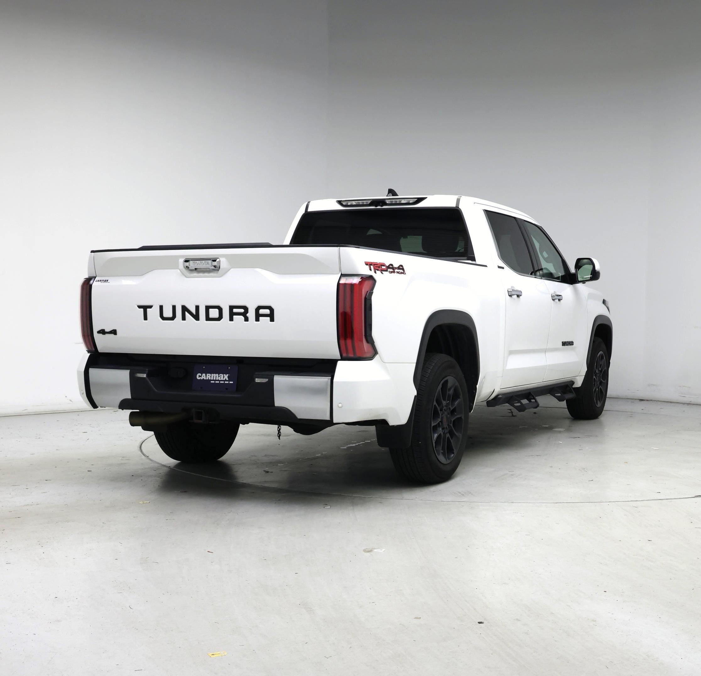 Thumbnail: 2022 Toyota Tundra - 8