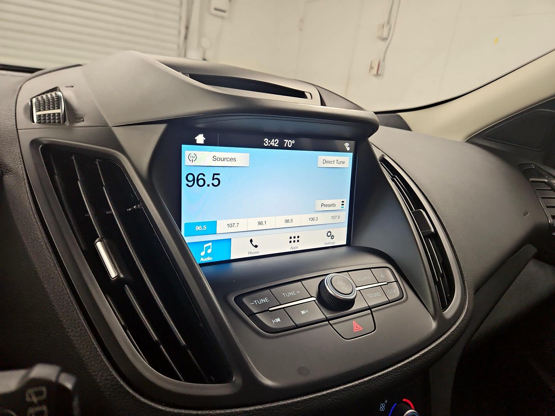 Thumbnail: 2018 Ford Escape - 15