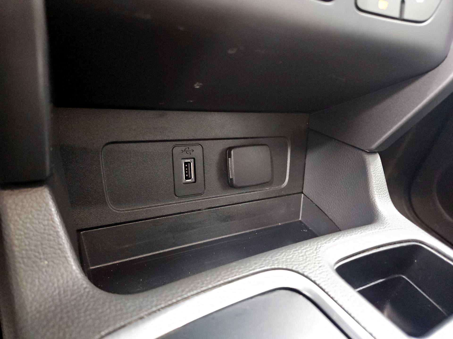 Thumbnail: 2018 Ford Escape - 18