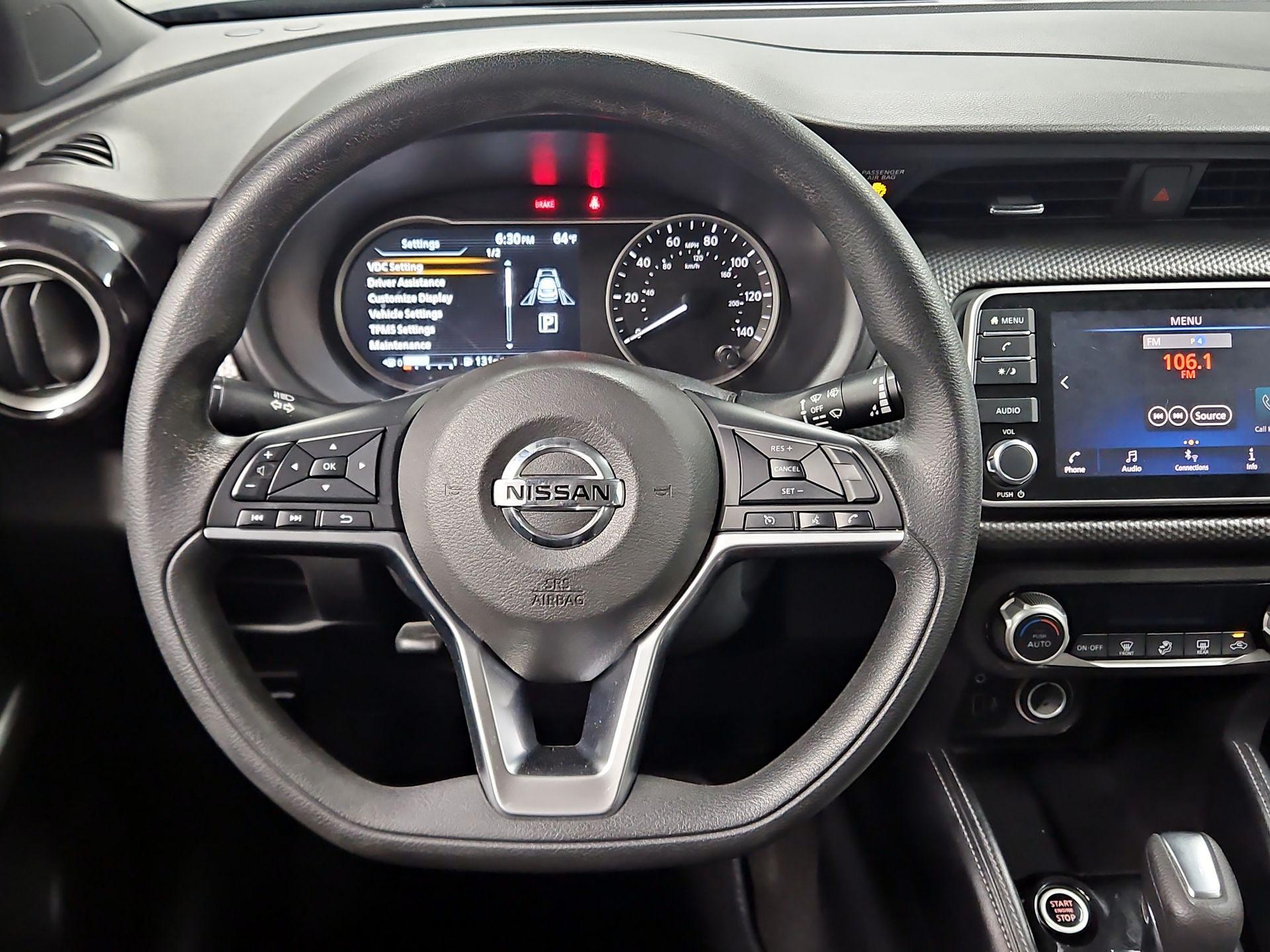 Thumbnail: 2020 Nissan Kicks - 10