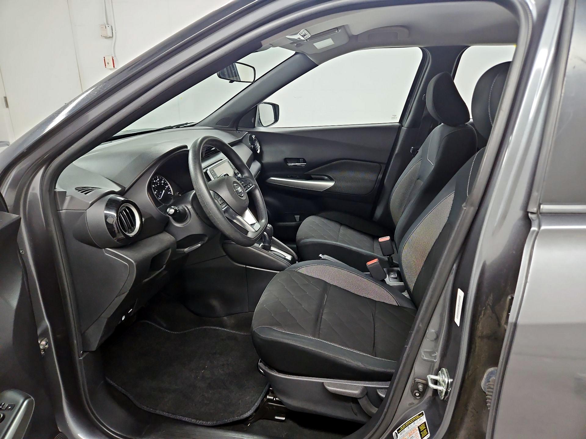 Thumbnail: 2020 Nissan Kicks - 11