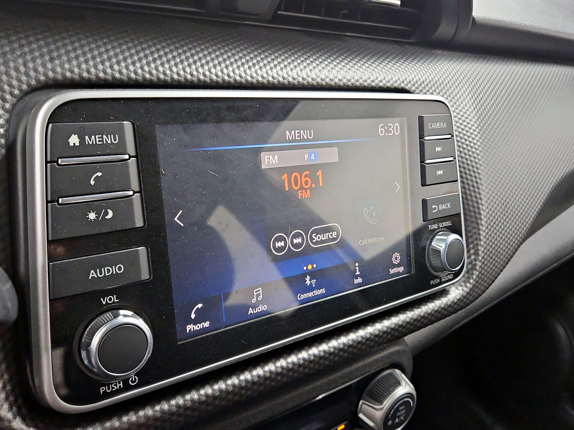 Thumbnail: 2020 Nissan Kicks - 15