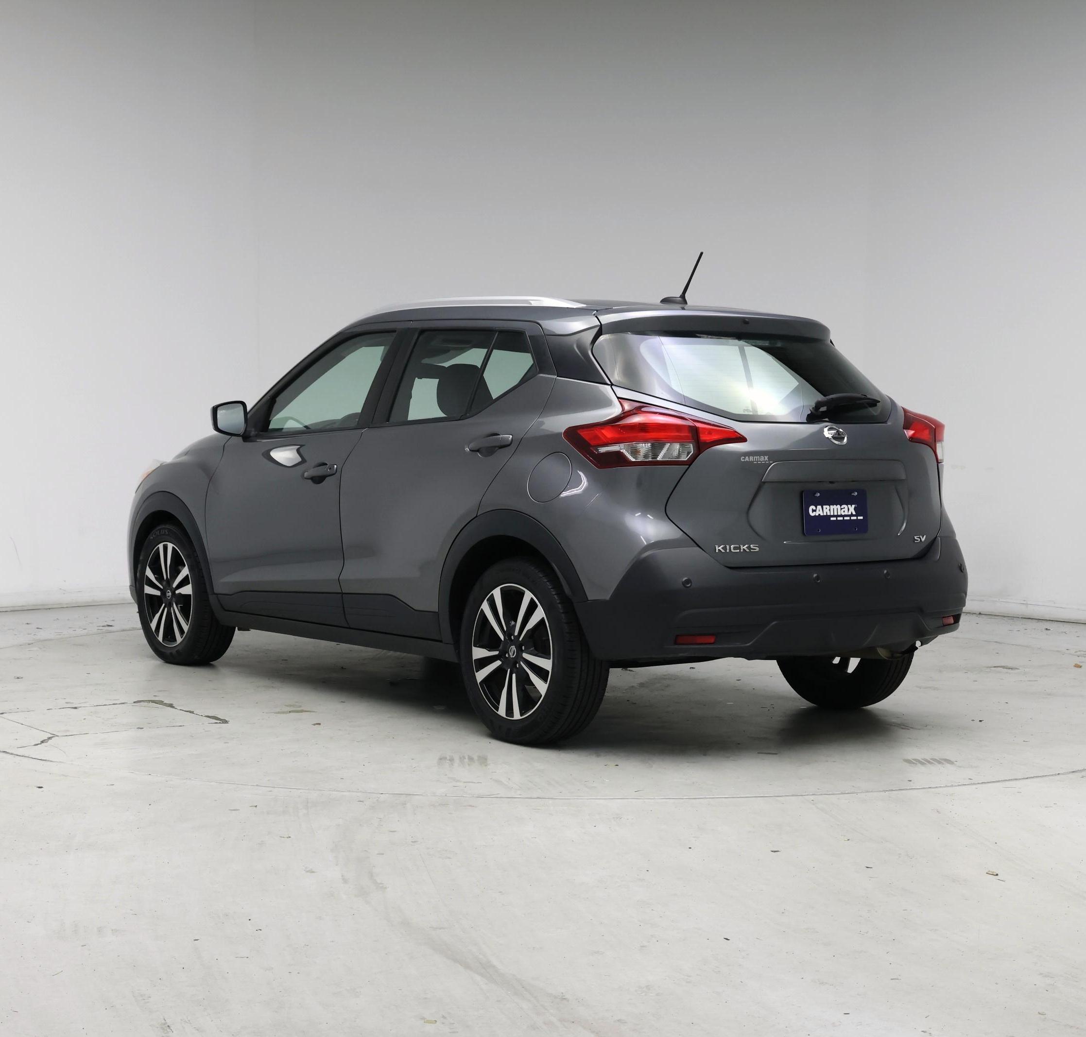 Thumbnail: 2020 Nissan Kicks - 2