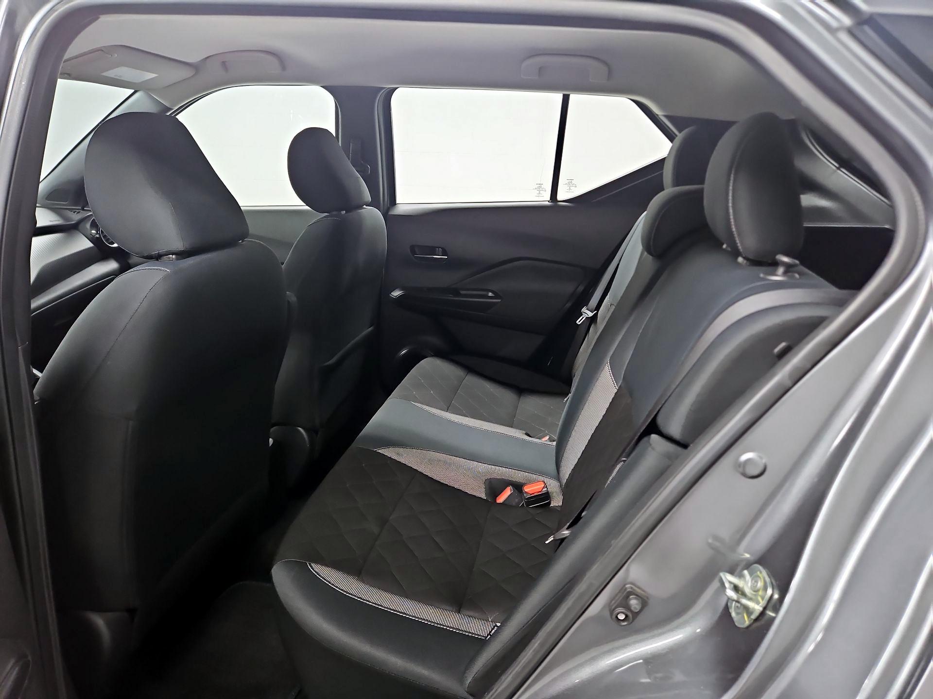 Thumbnail: 2020 Nissan Kicks - 19