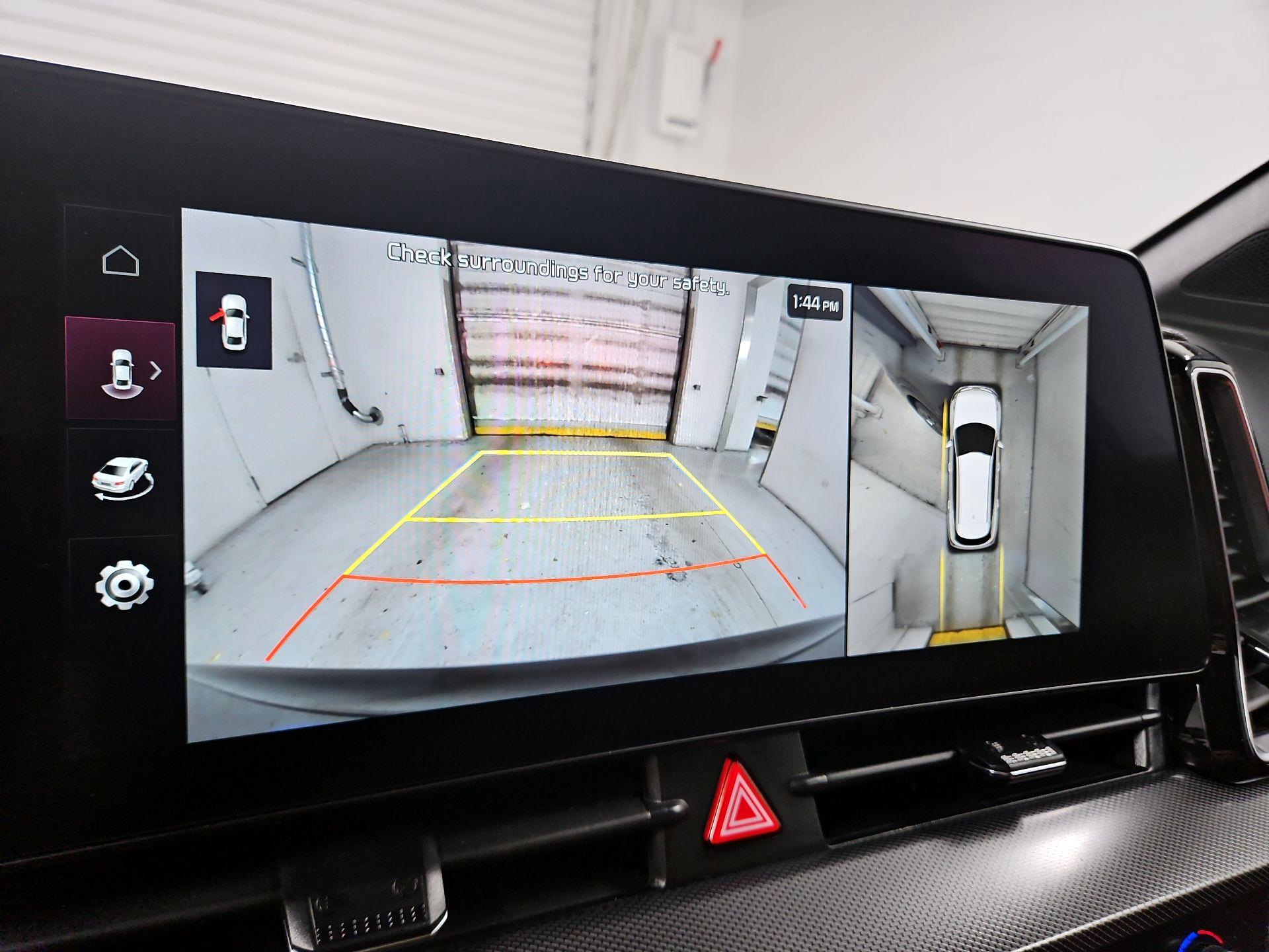 Thumbnail: 2023 Kia Sportage - 15