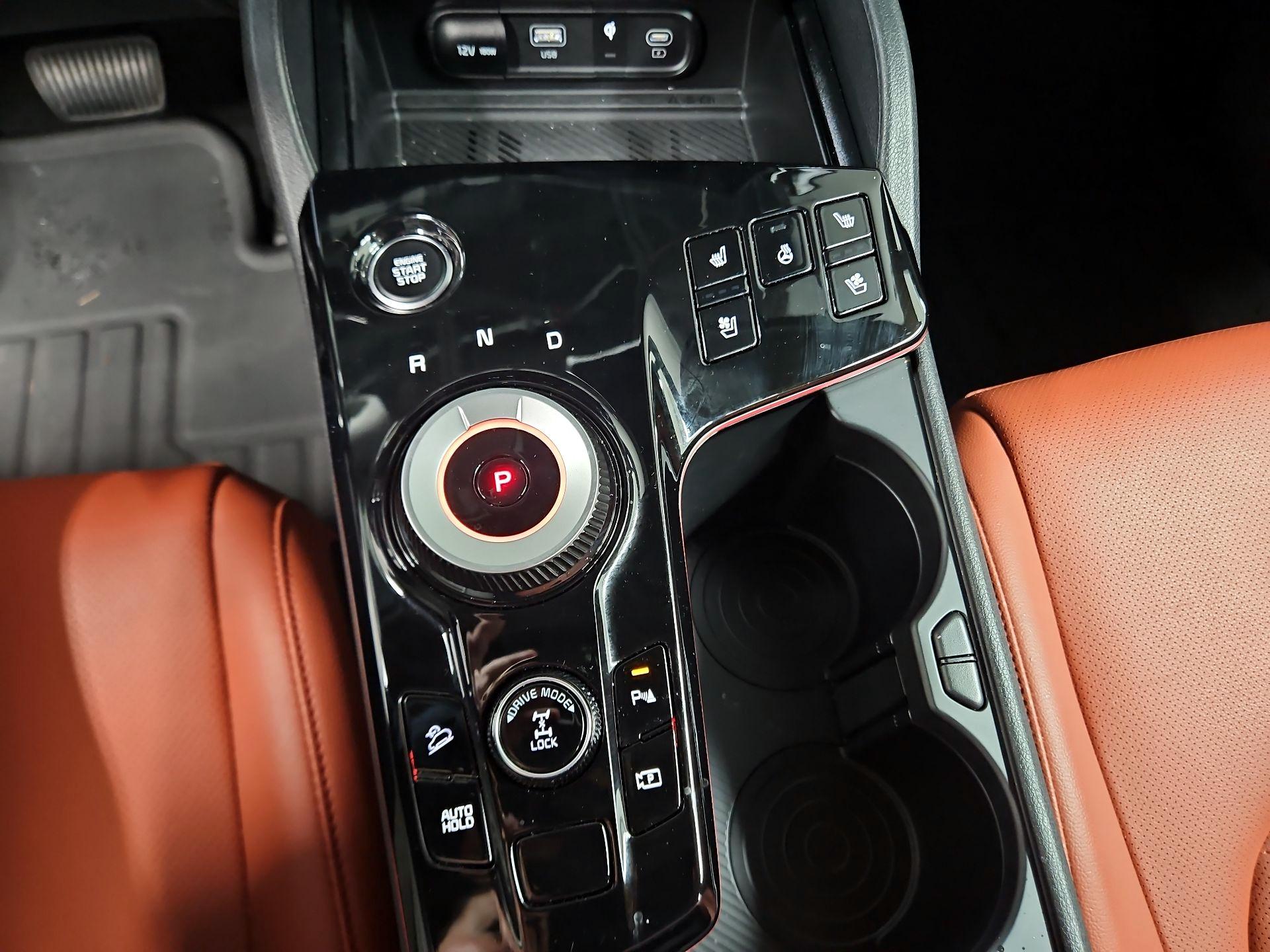 Thumbnail: 2023 Kia Sportage - 18