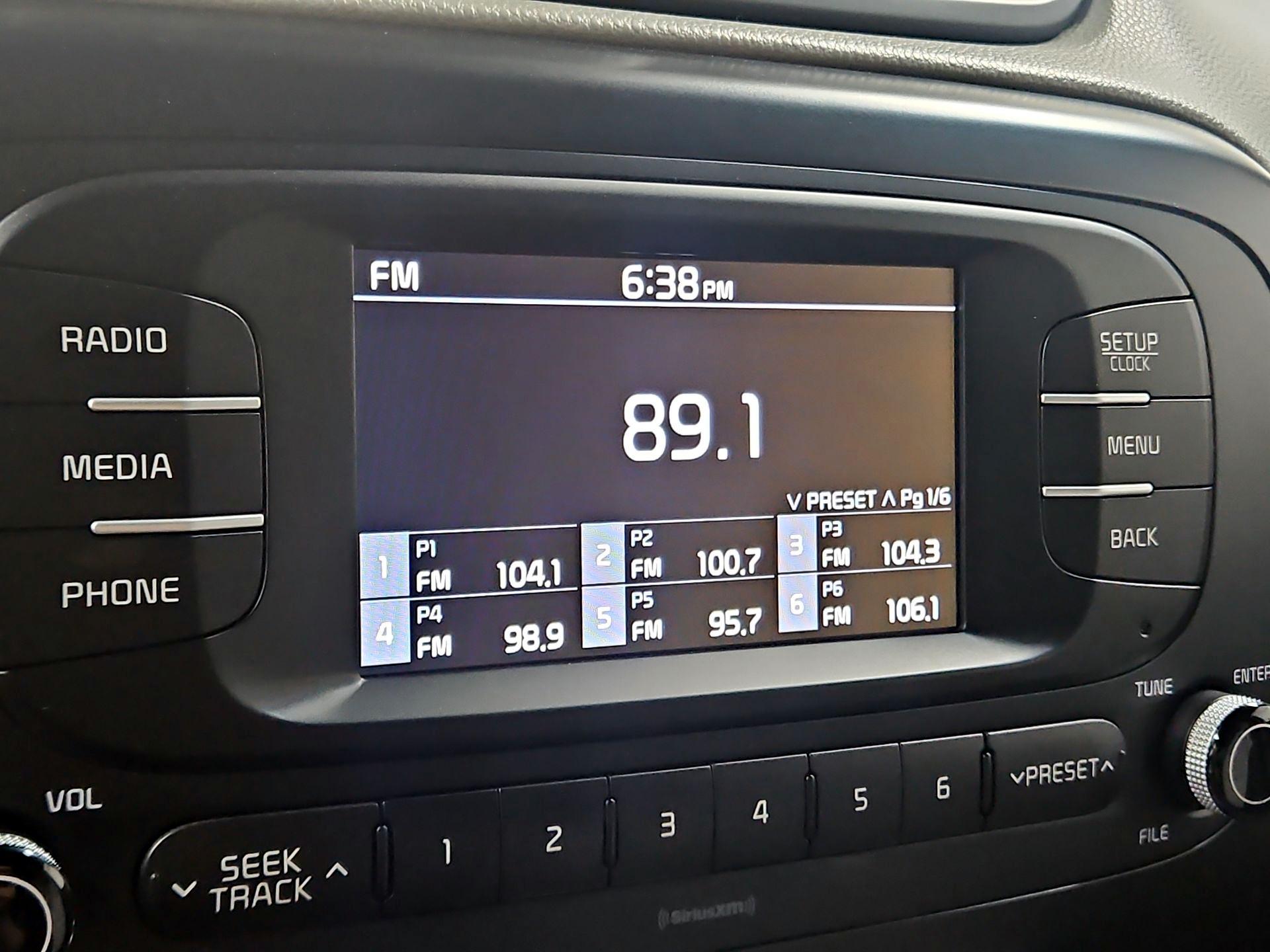 Thumbnail: 2018 Kia Soul - 14