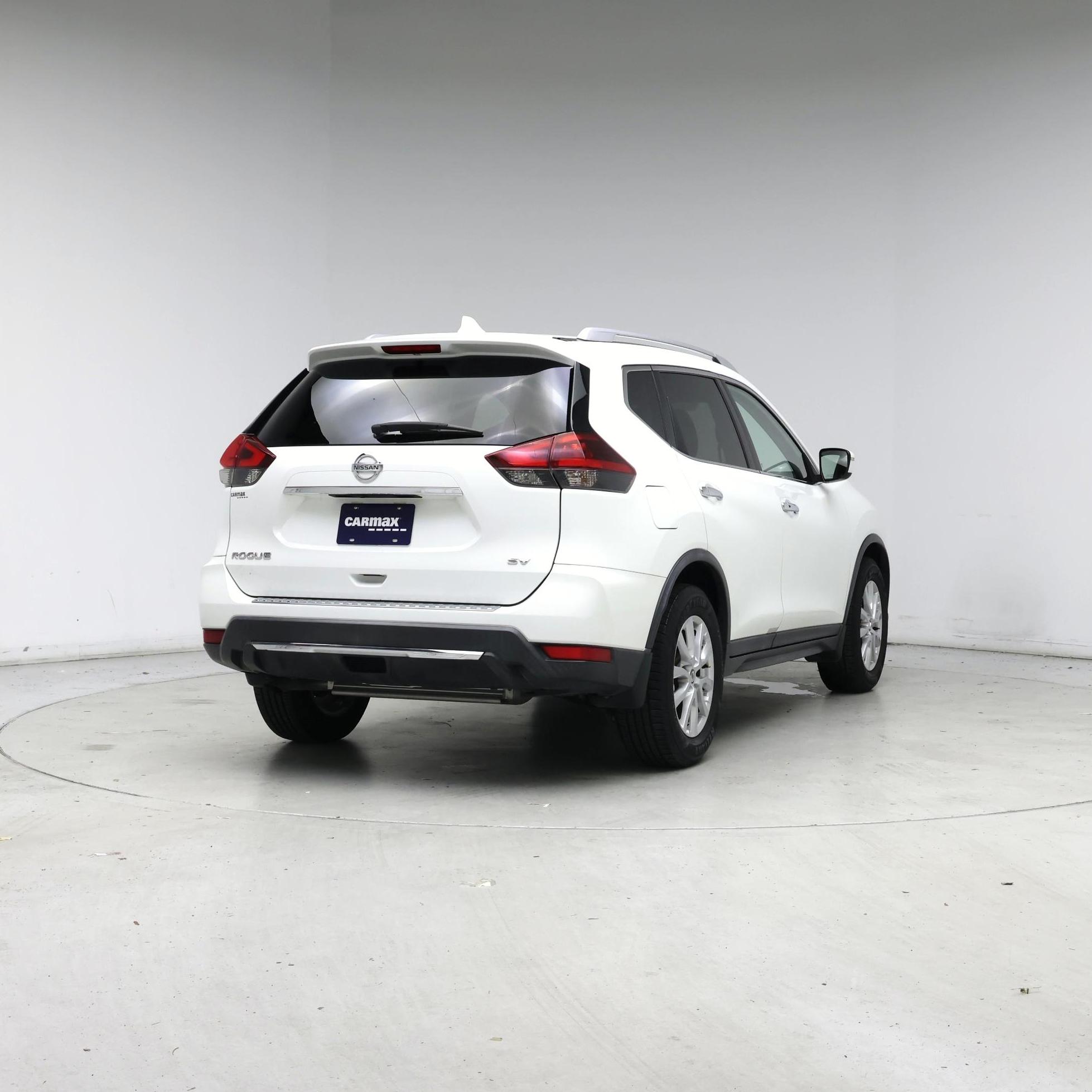 Thumbnail: 2018 Nissan Rogue - 8