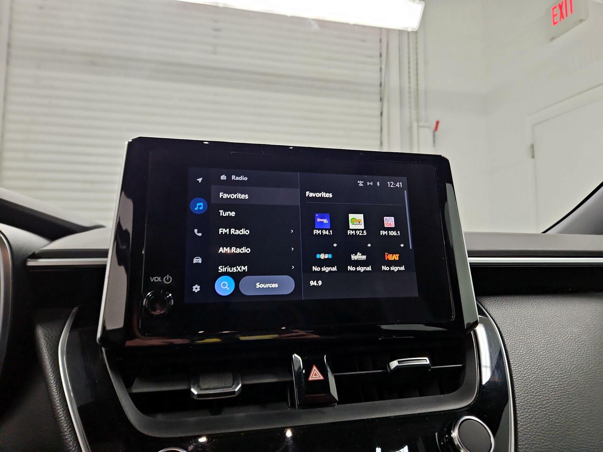 Thumbnail: 2023 Toyota Corolla - 15