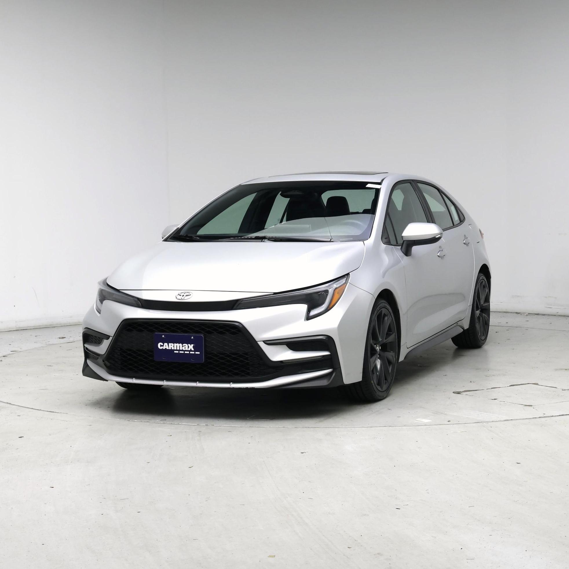 Thumbnail: 2023 Toyota Corolla - 4